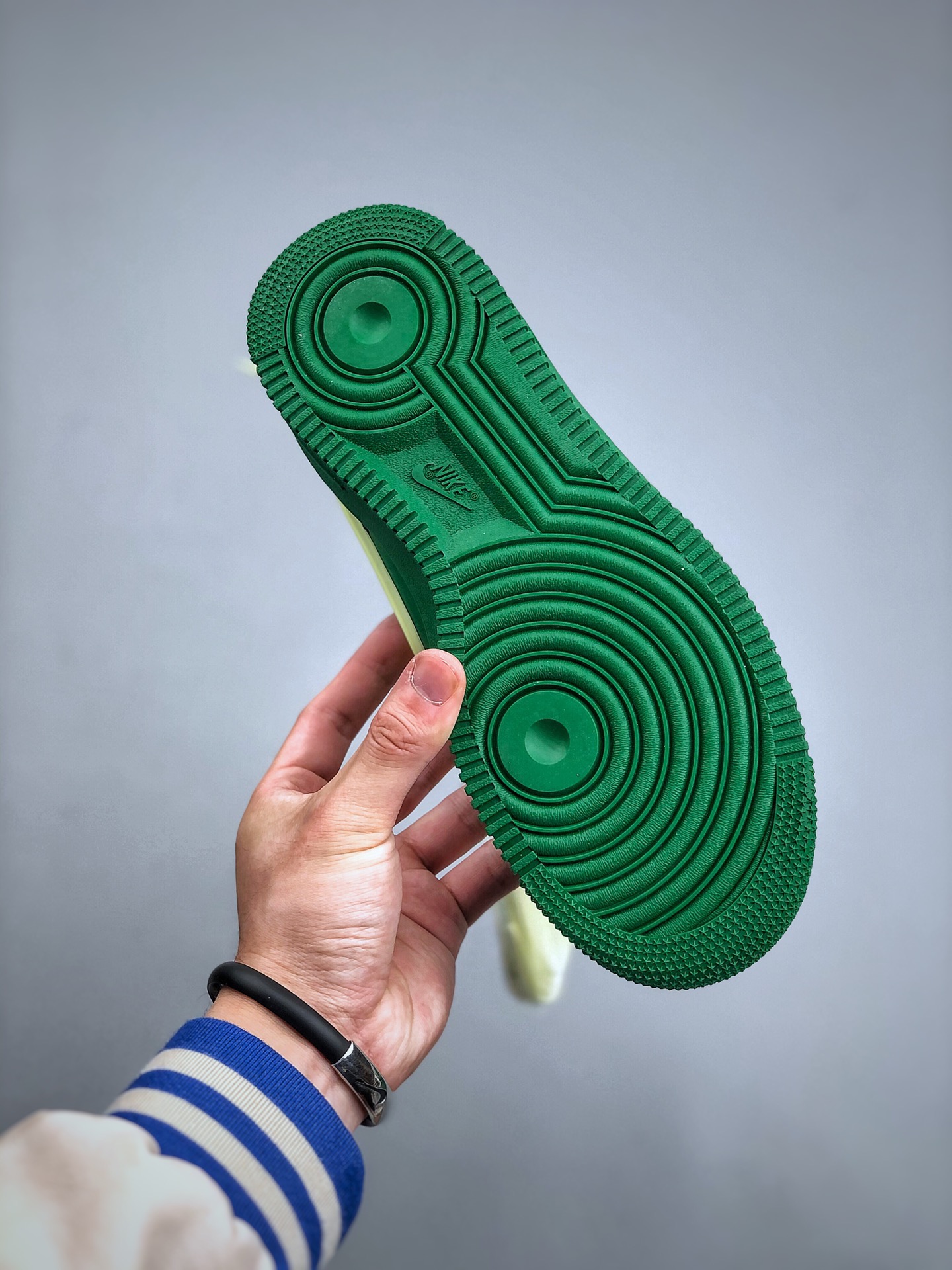 Nike + a* mbush Air Force 107