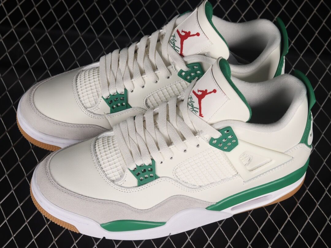 Nike Air Jordan 4 aj4  Pine Green