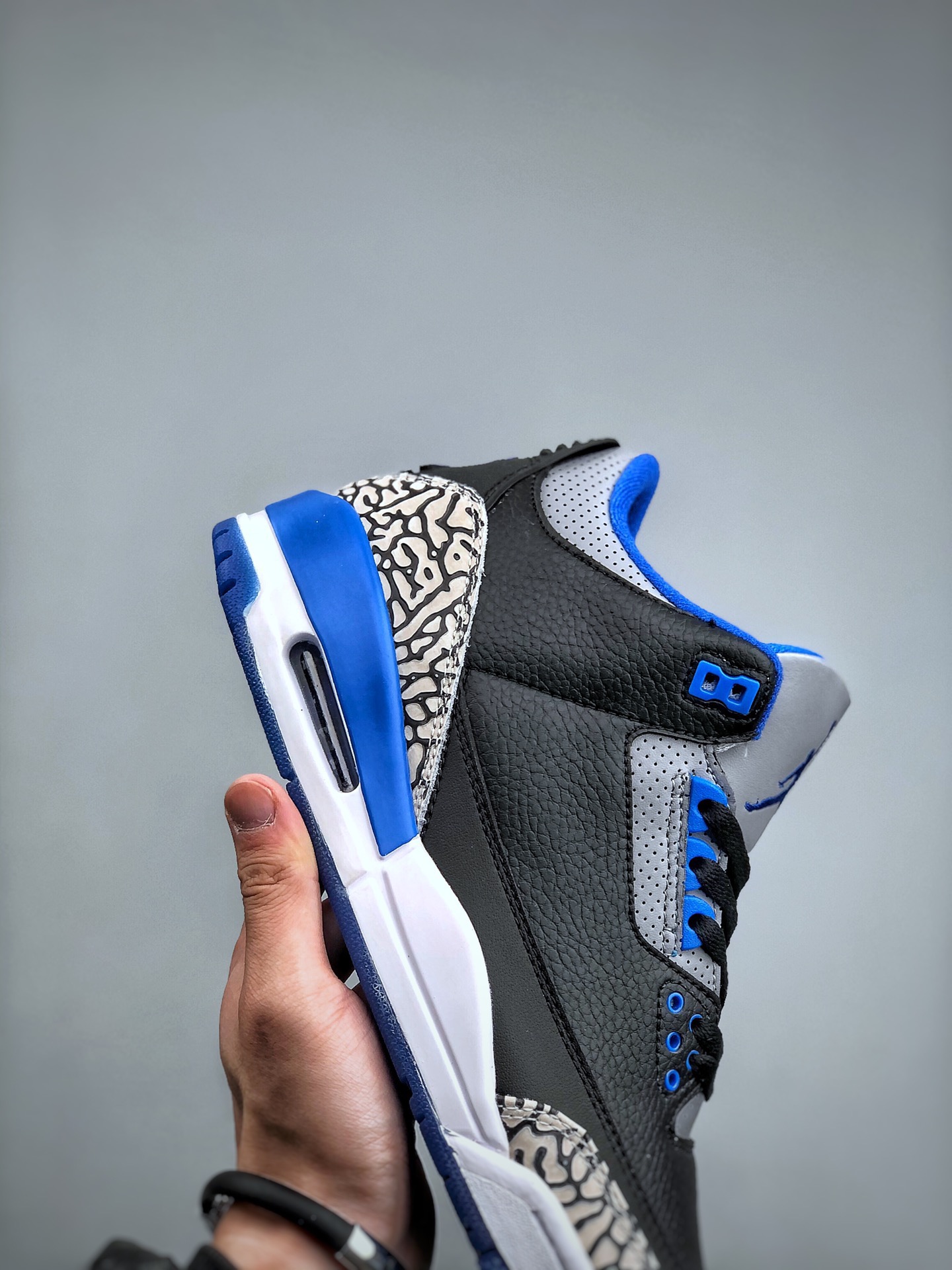 NIKE Air Jordan 3