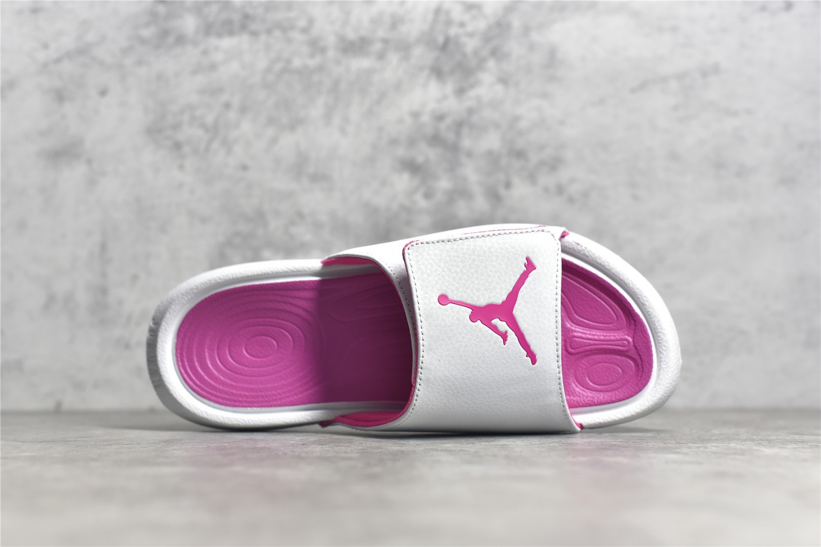 Nike Air Jordan 6 Slippers