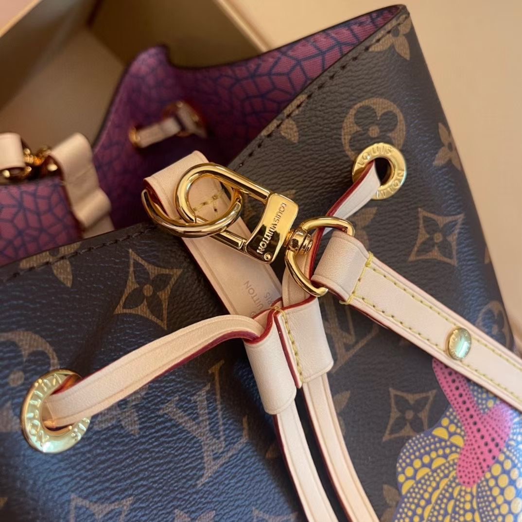 L*ouis V*uitton Top Bag