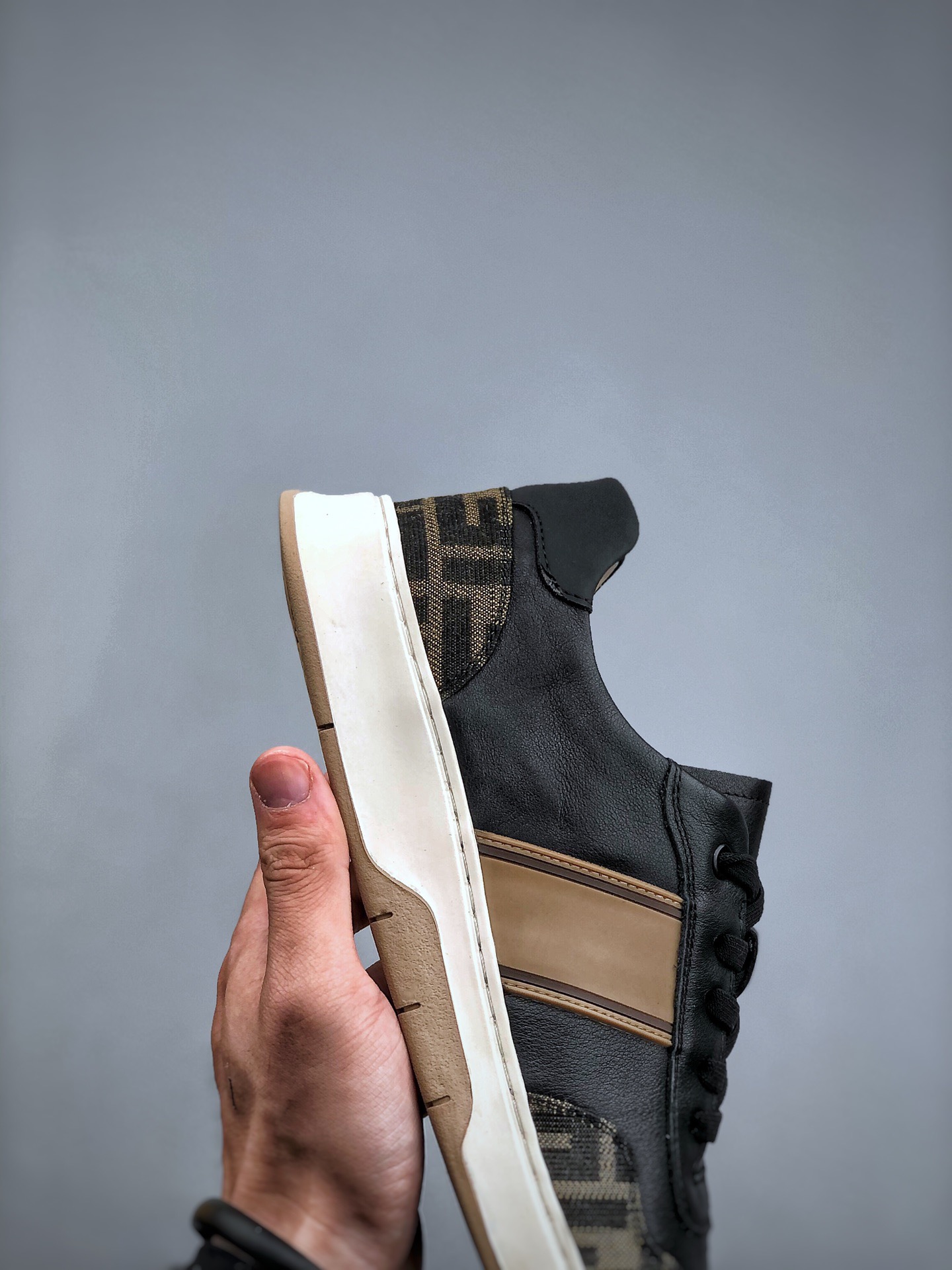 Men F*endi Top Sneaker ( )