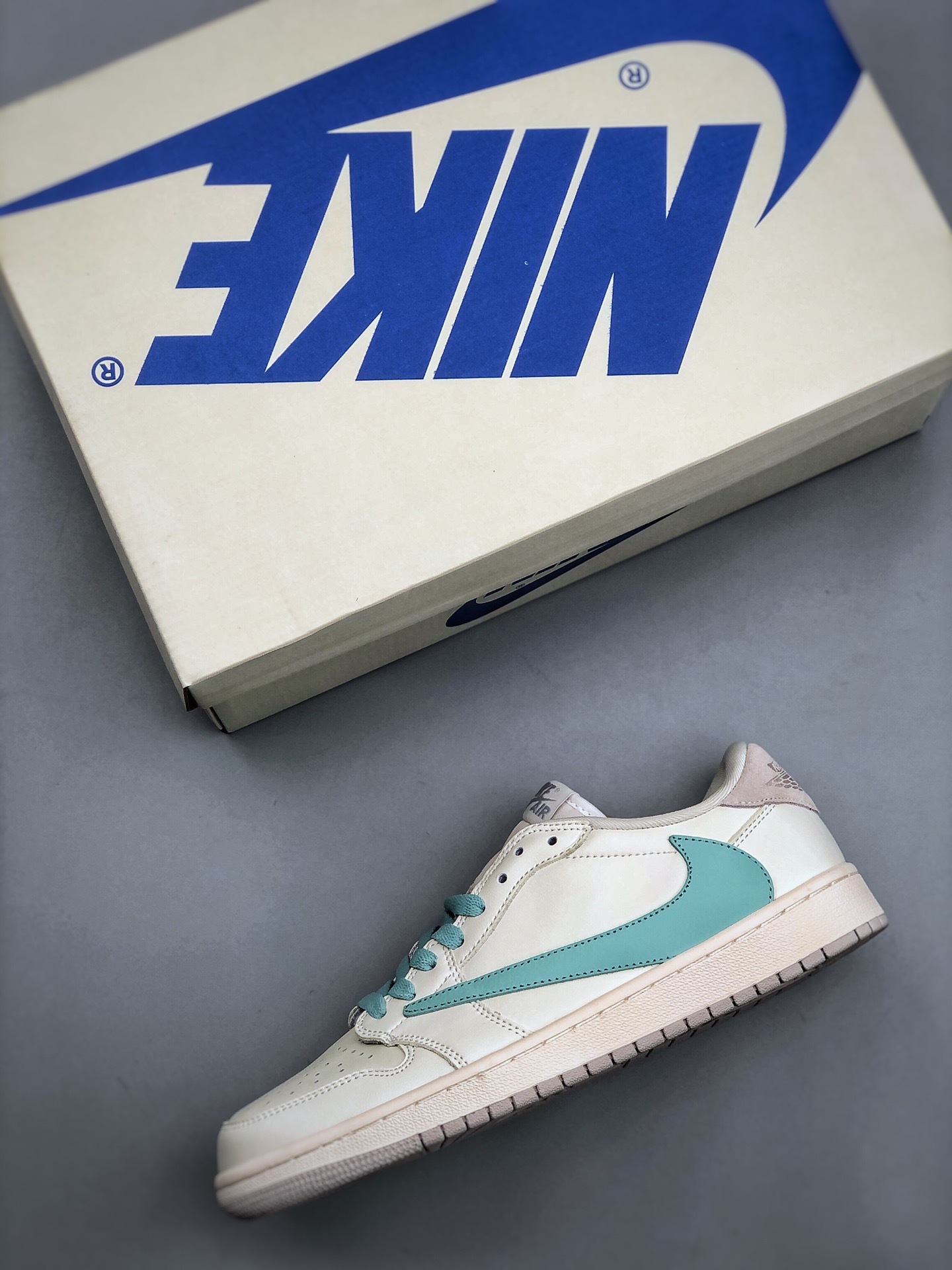 2023 Nike Air Jordan 1 low AJ1