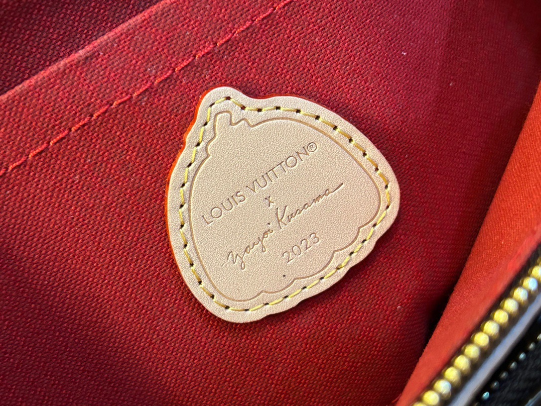 L*ouis V*uitton Top Bag