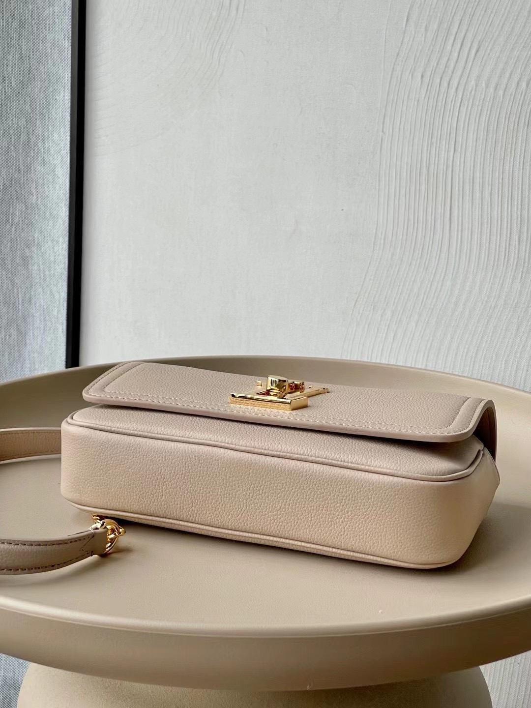 L*ouis V*uitton Top Bag