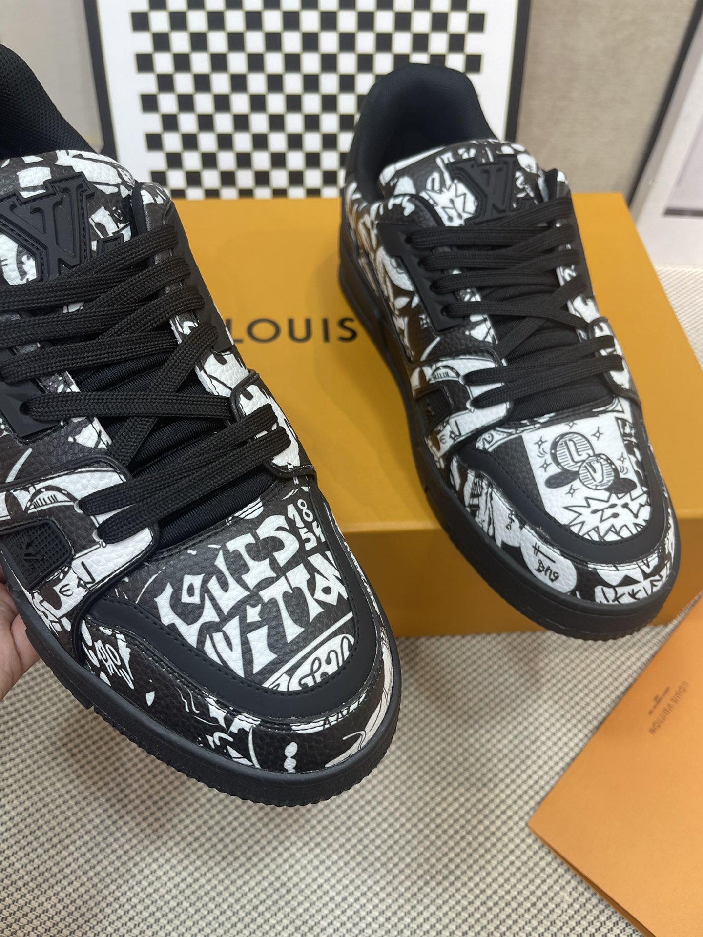 Men L*ouis V*uitton Top Sneaker Maikesneakers