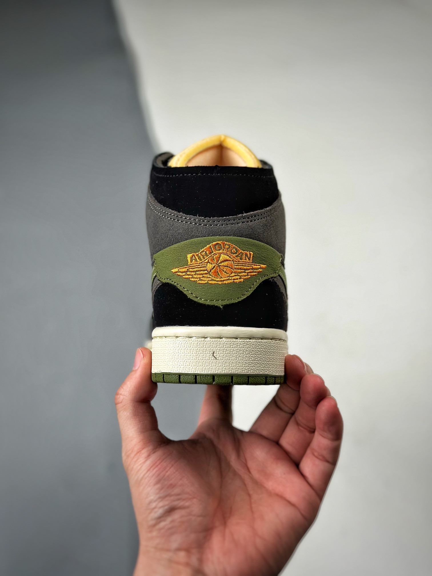 Air Jordan 1 High AJ1