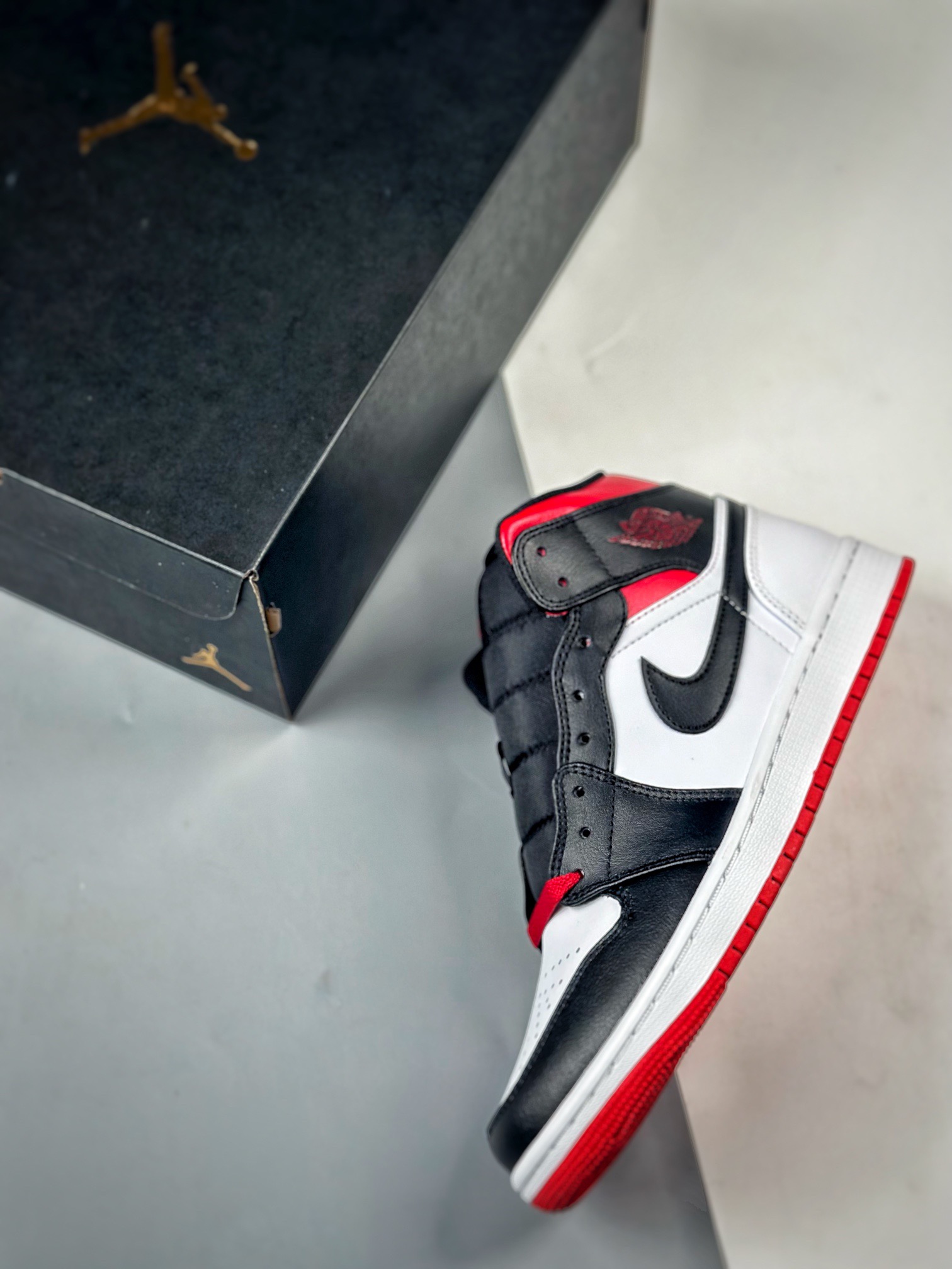 Air Jordan 1 High AJ1