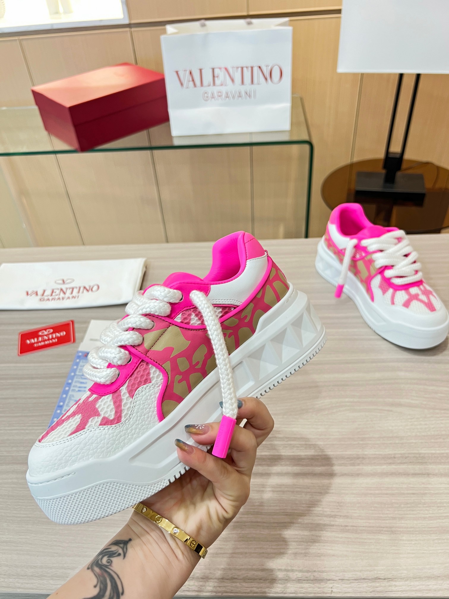 Women Men V*alentino Sneakers Maikesneakers