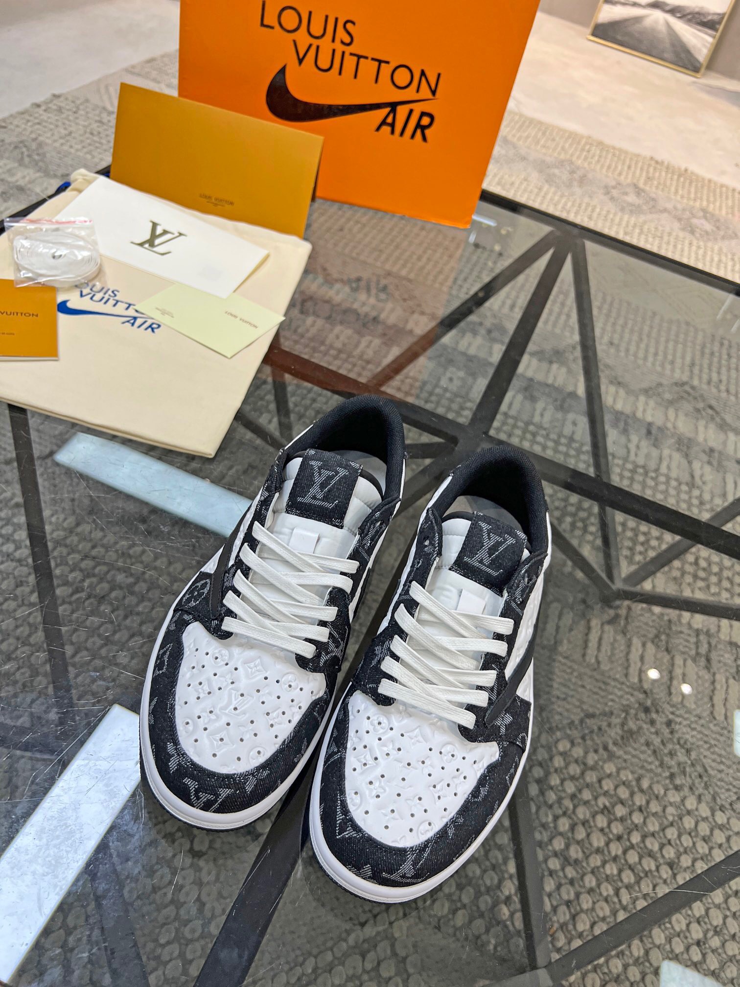 Men L*ouis V*uitton x NIKE Sneakers Maikesneakers