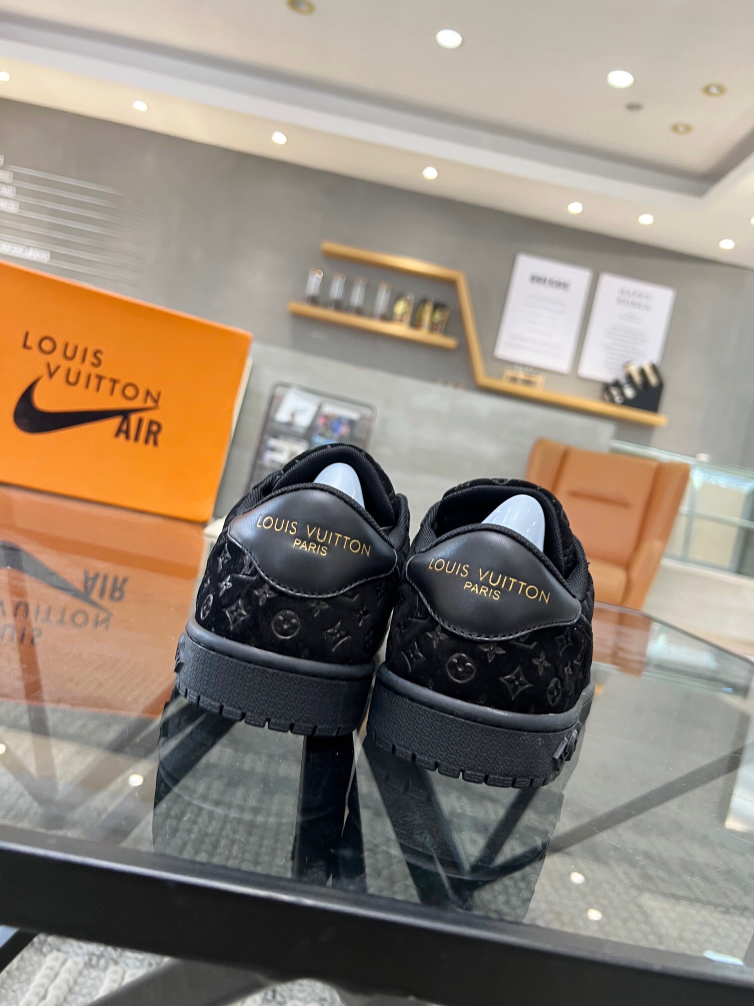 Men L*ouis V*uitton x NIKE Sneakers Maikesneakers