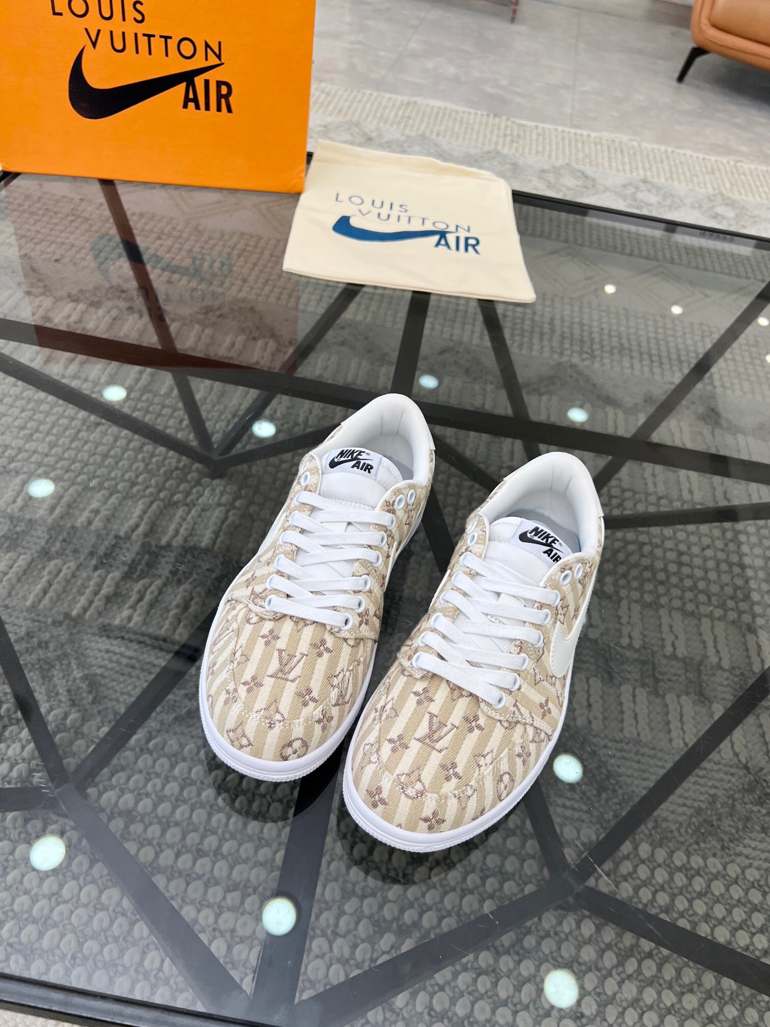 Men L*ouis V*uitton x NIKE Sneakers Maikesneakers