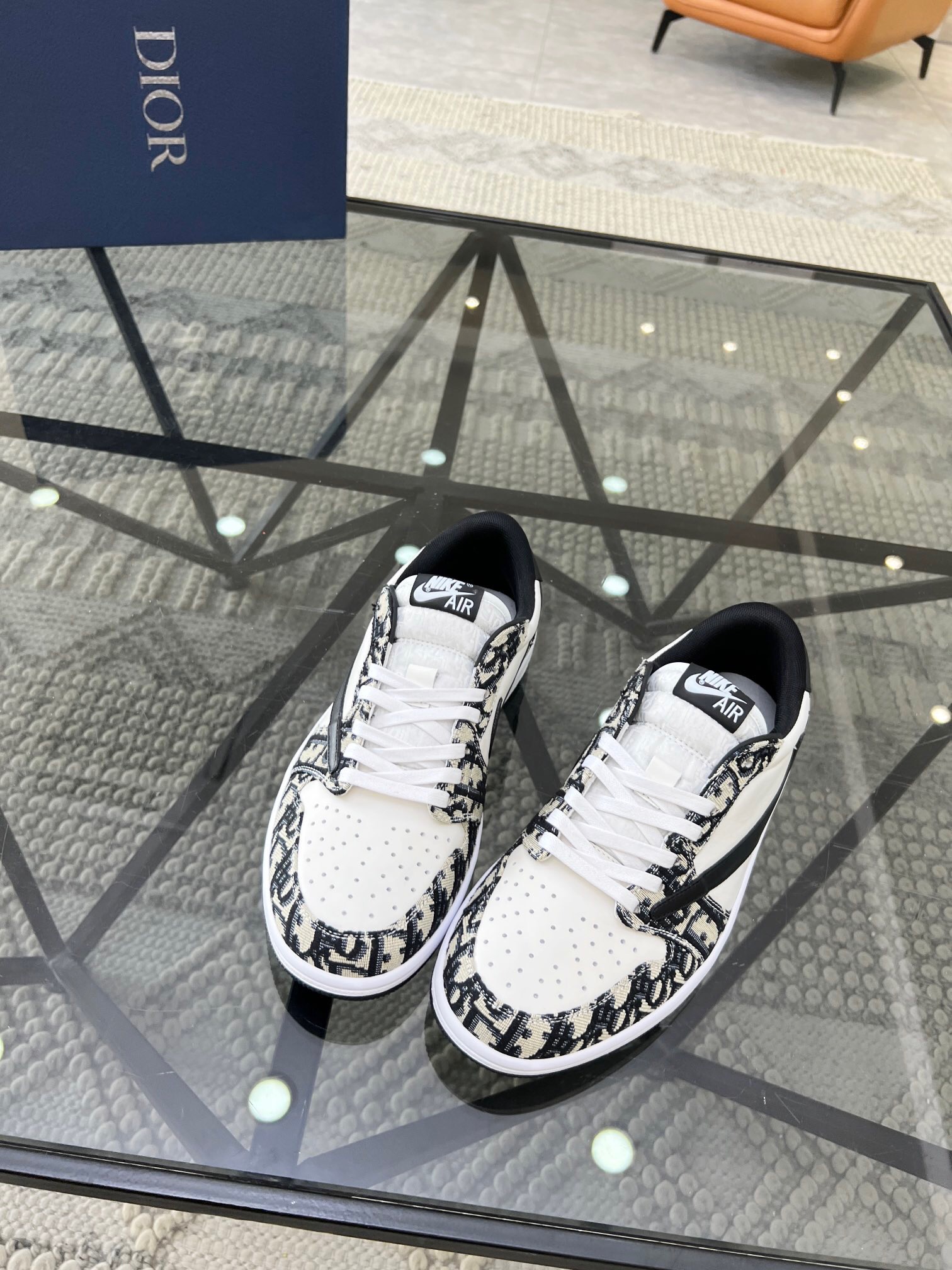 Men D*ior Top Sneakers