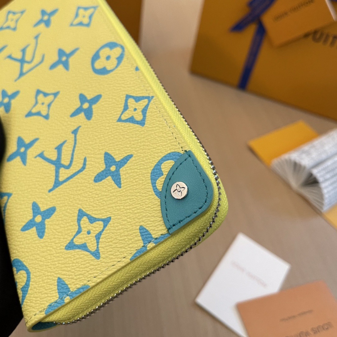 L*ouis V*uitton Top Bag