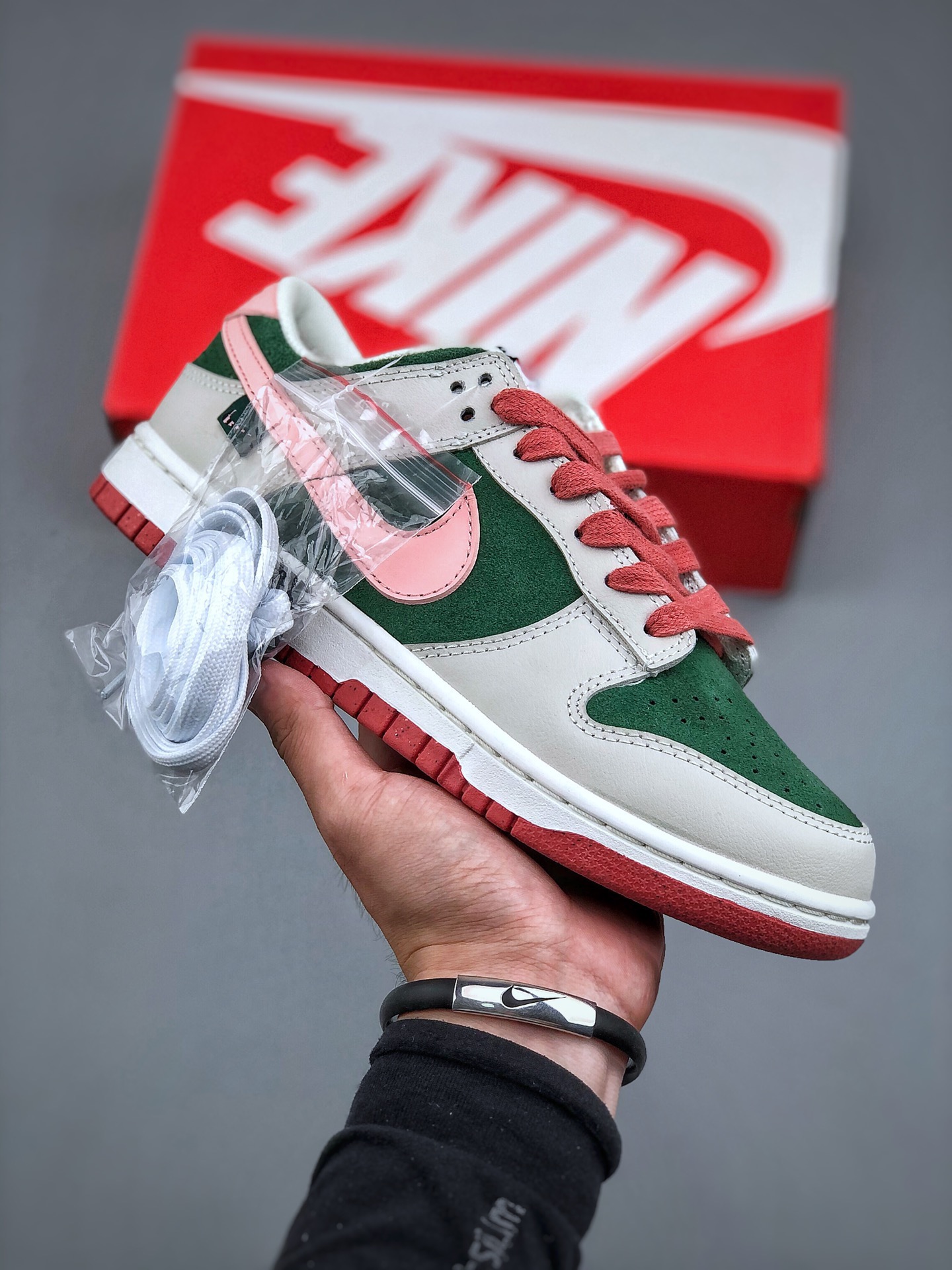 Top quality Nike SB Dunk Low