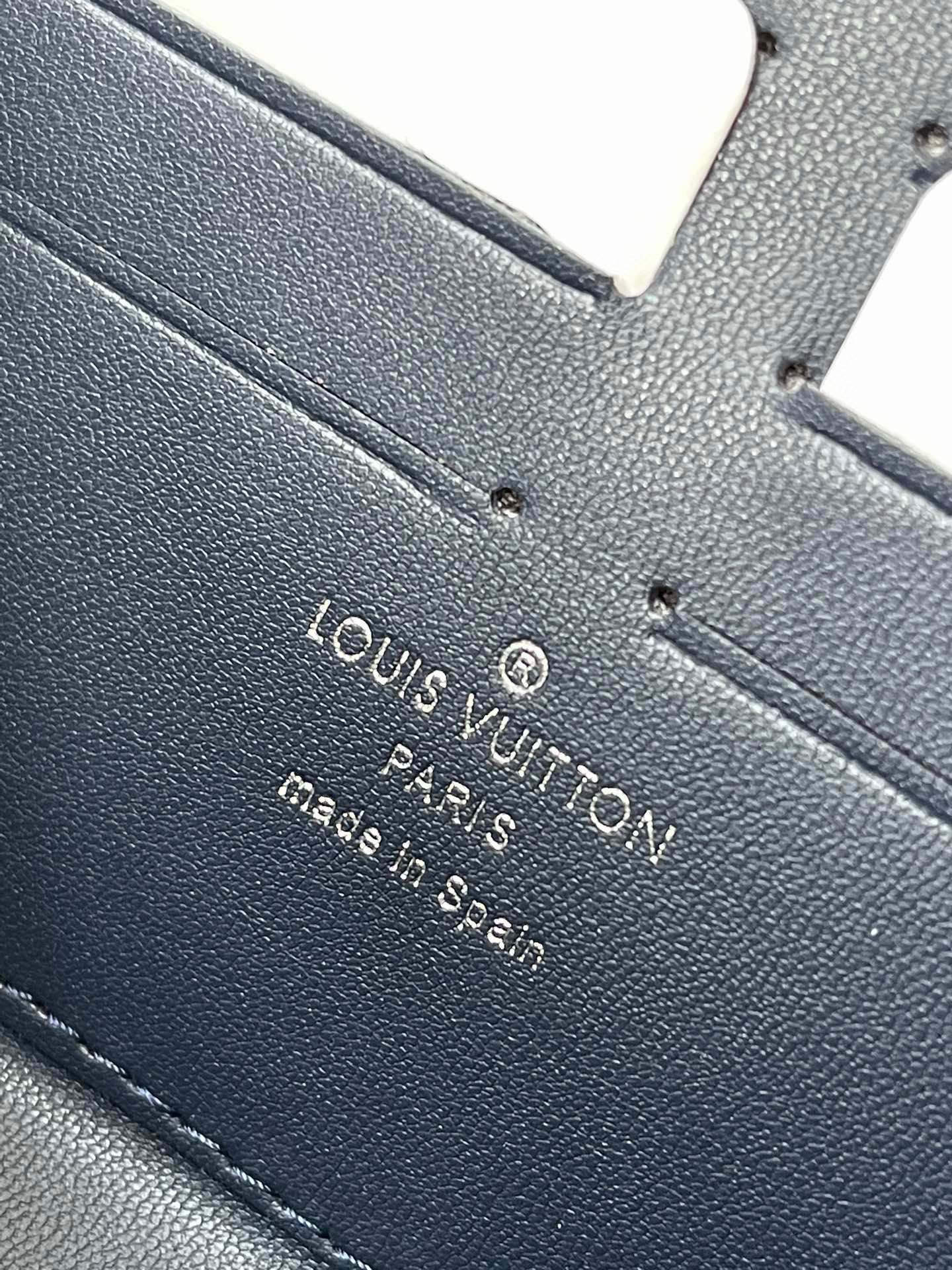 L*ouis V*uitton Top Bag