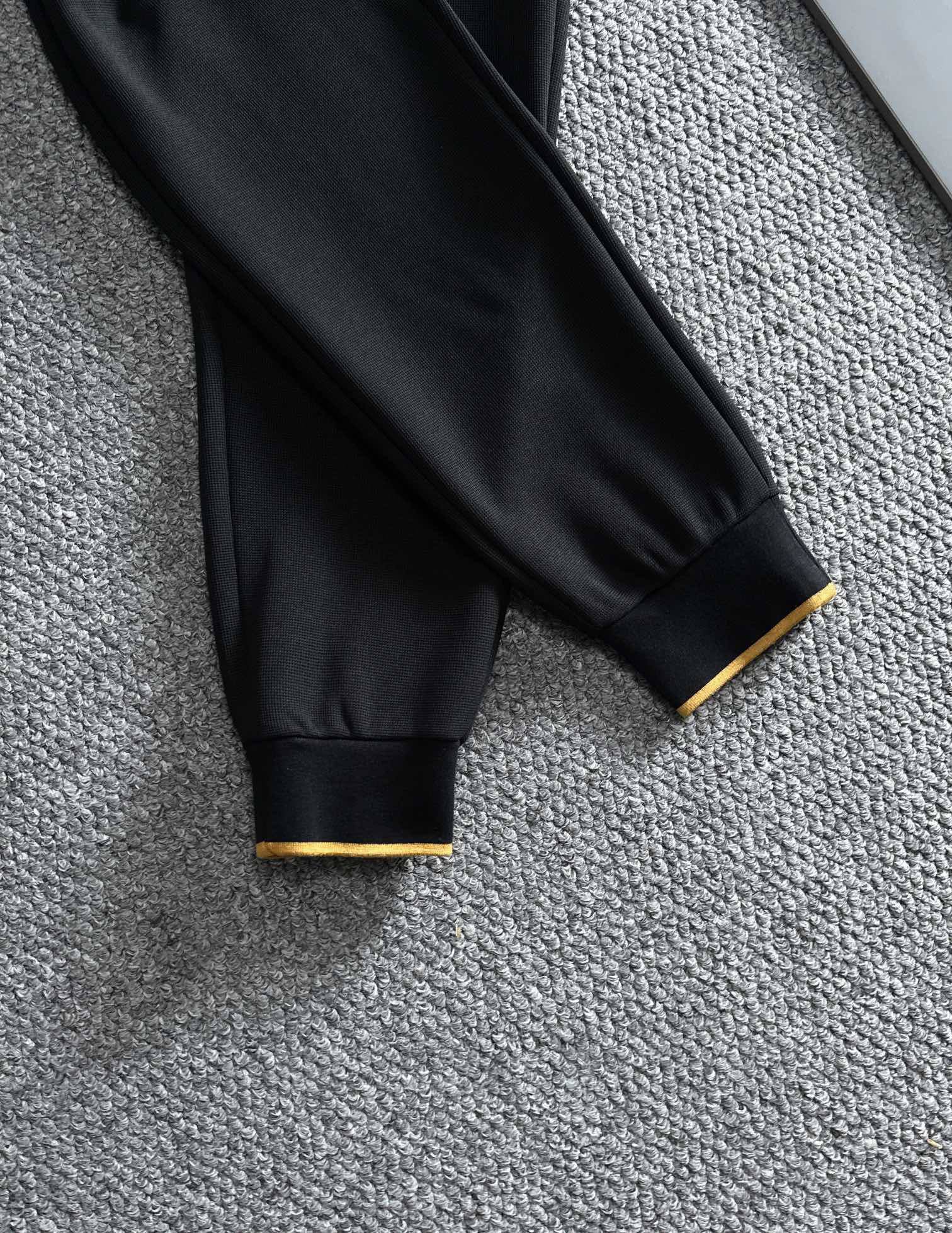 Men suits Top Quality 2023