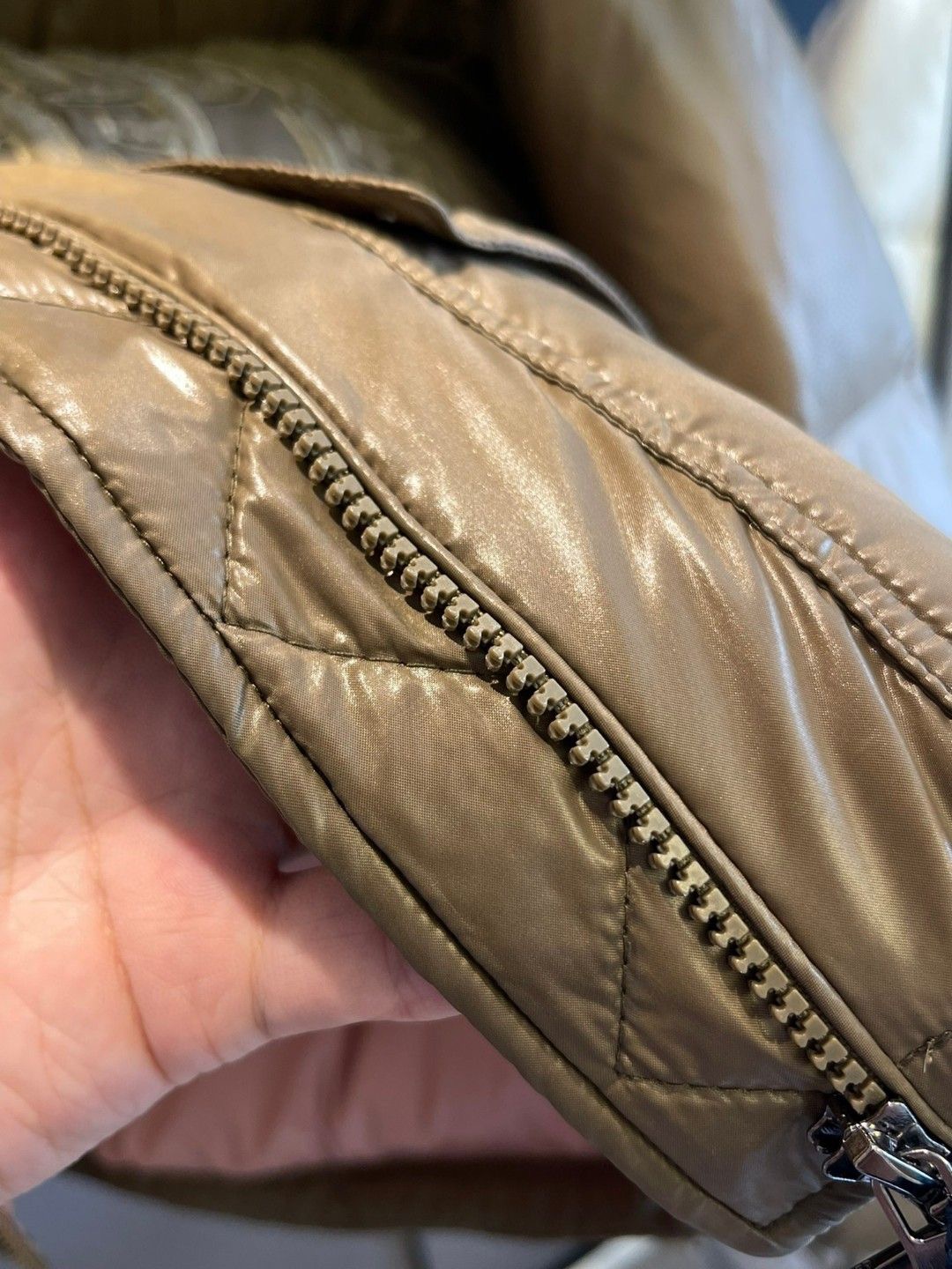 Women Jacket/Sweater Top Quality