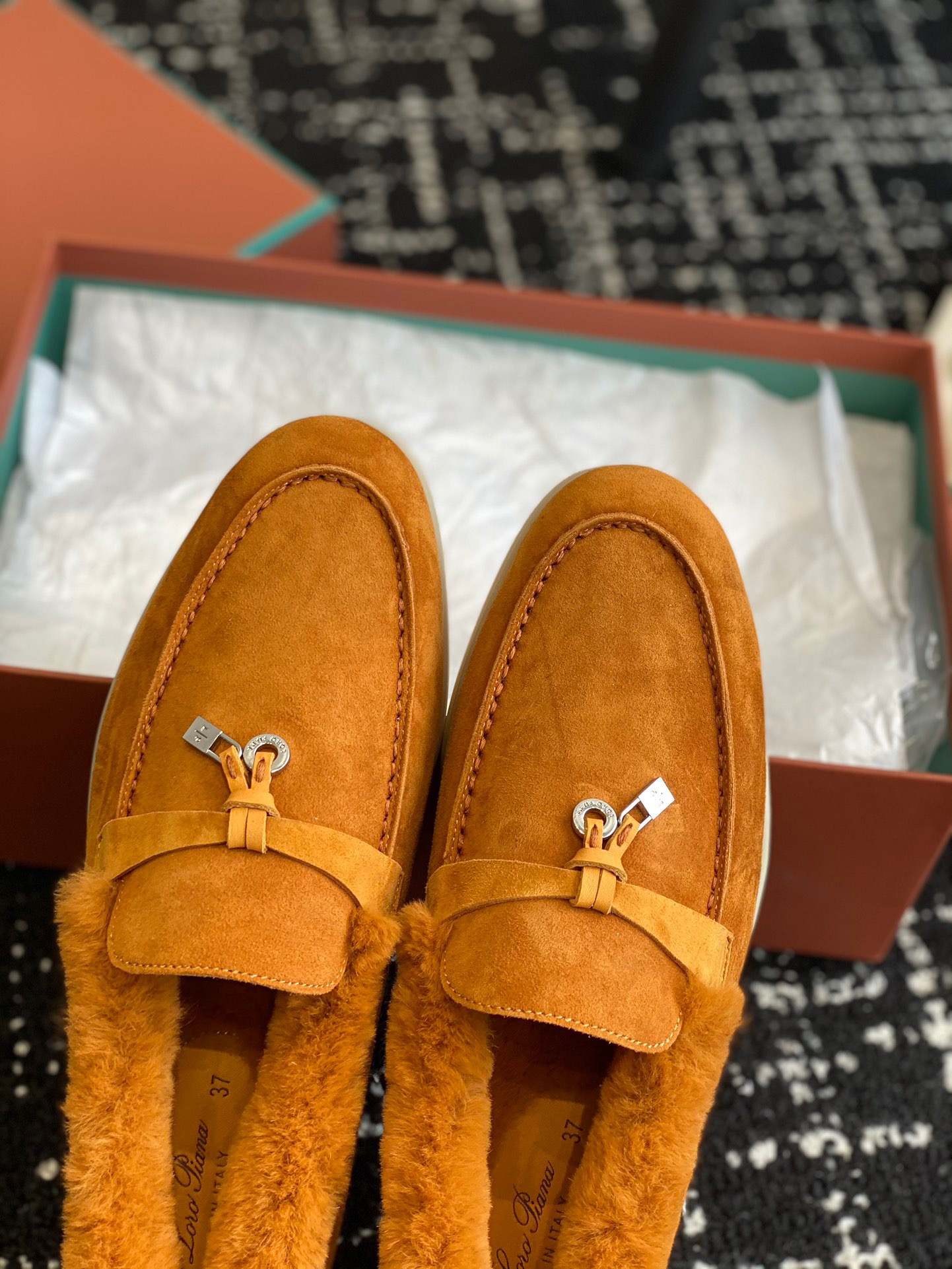 Women L*oro P*iana Top Loafer （）