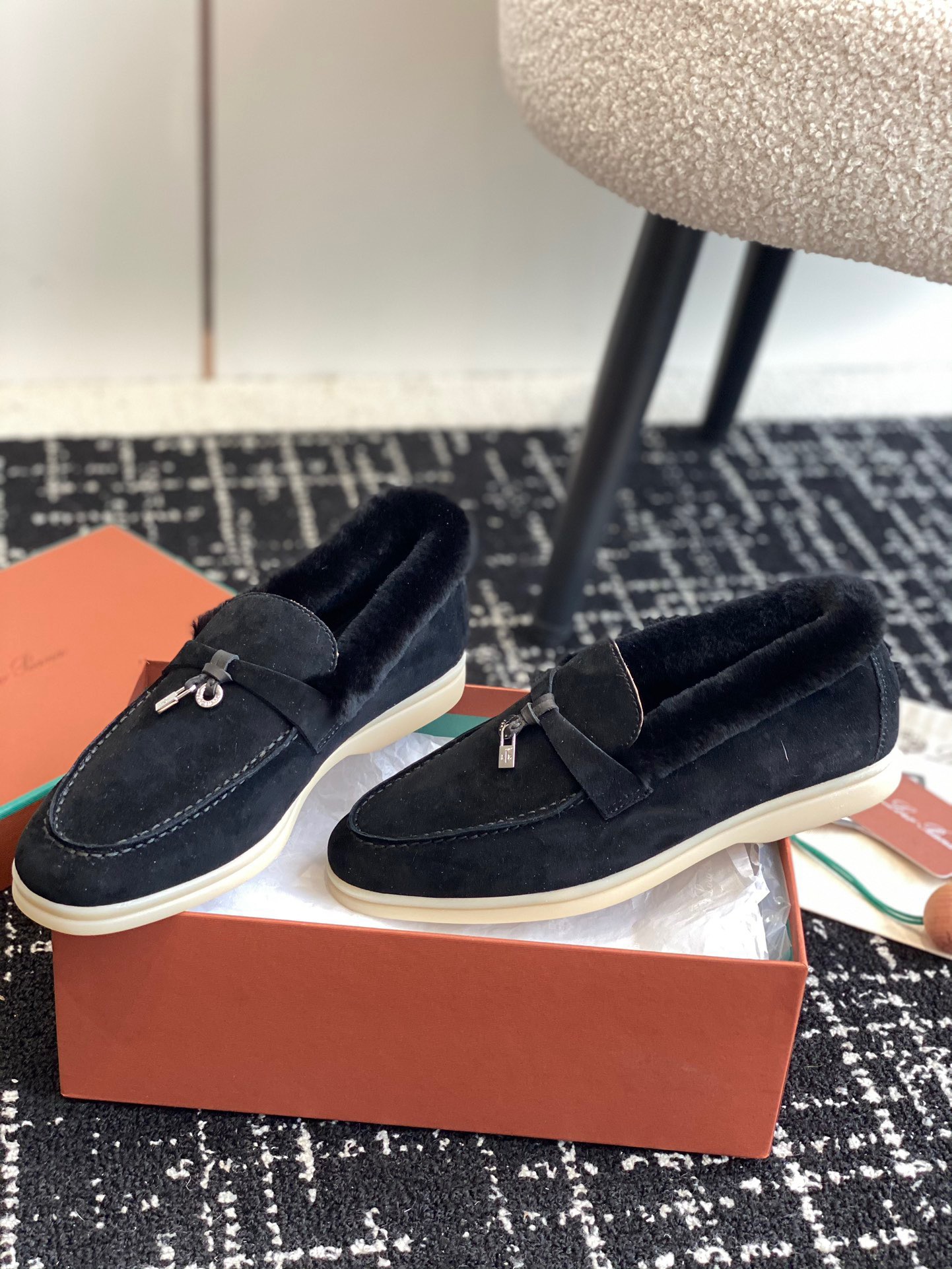 Women L*oro P*iana Top Loafer （）