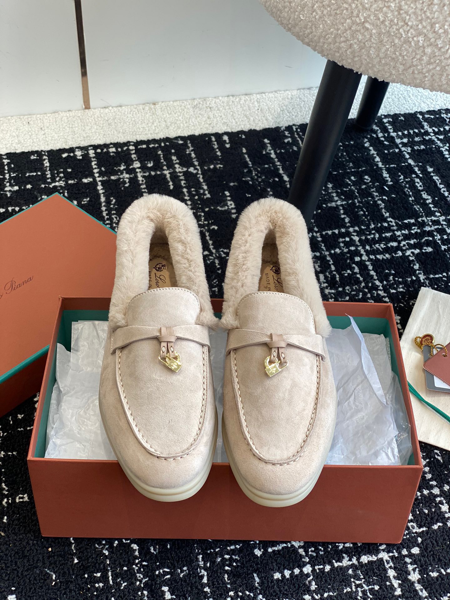 Women L*oro P*iana Top Loafer （）