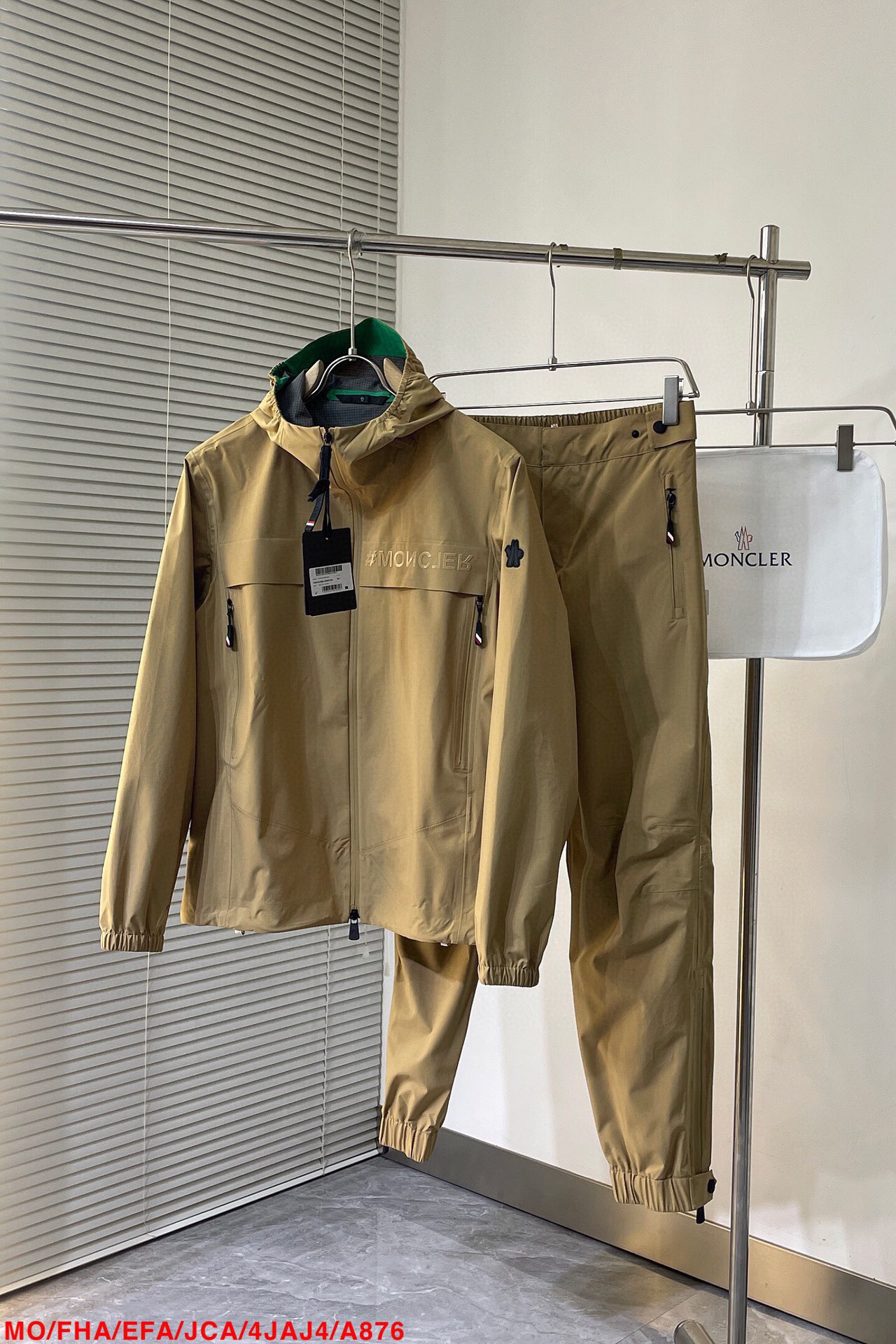 Men suits Top Quality 2023