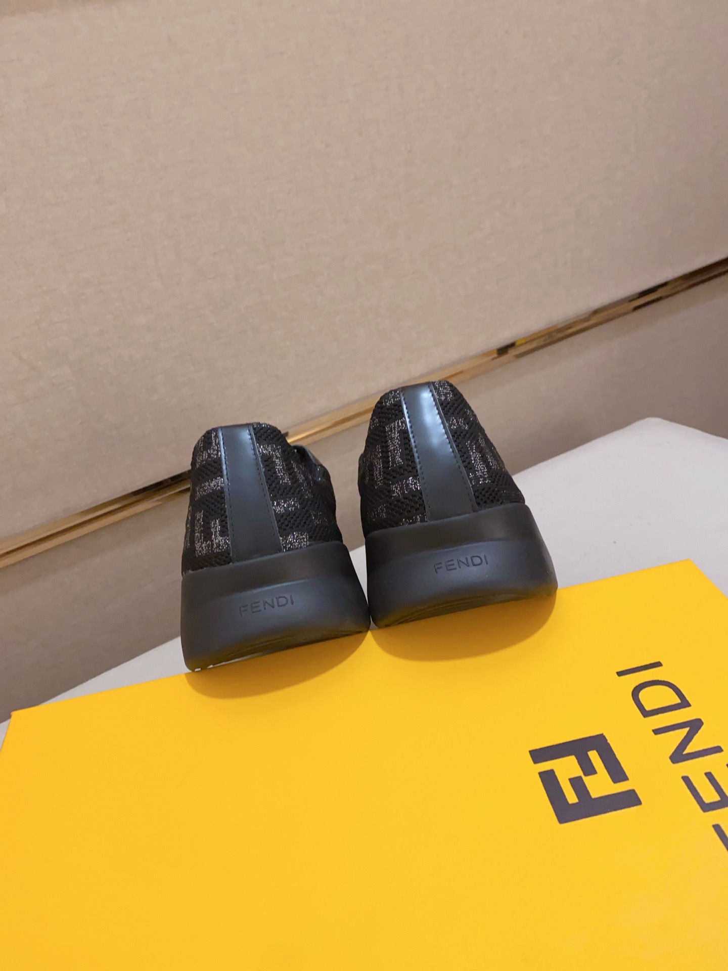 Women F*endi Top Sneaker