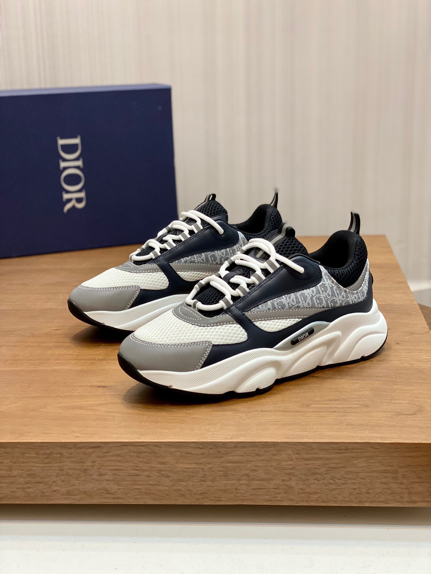 Men D*ior Top Sneaker