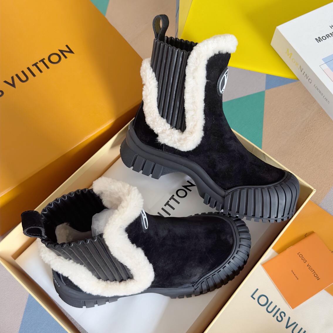 Women L*ouis V*uitton Top Sneaker