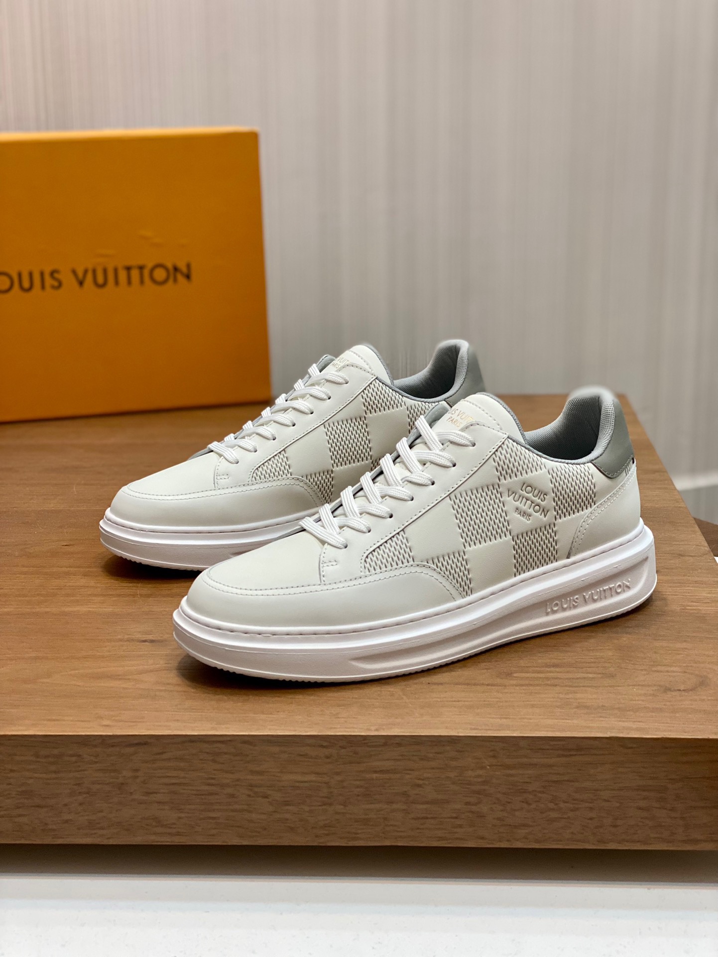 Men L*ouis V*uitton Top Sneaker