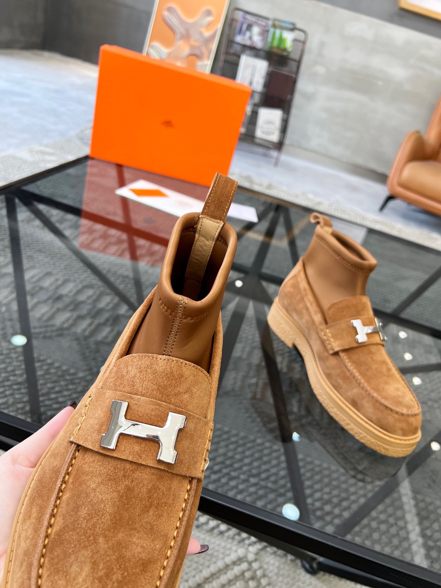 Men H*ermes Top Sneaker