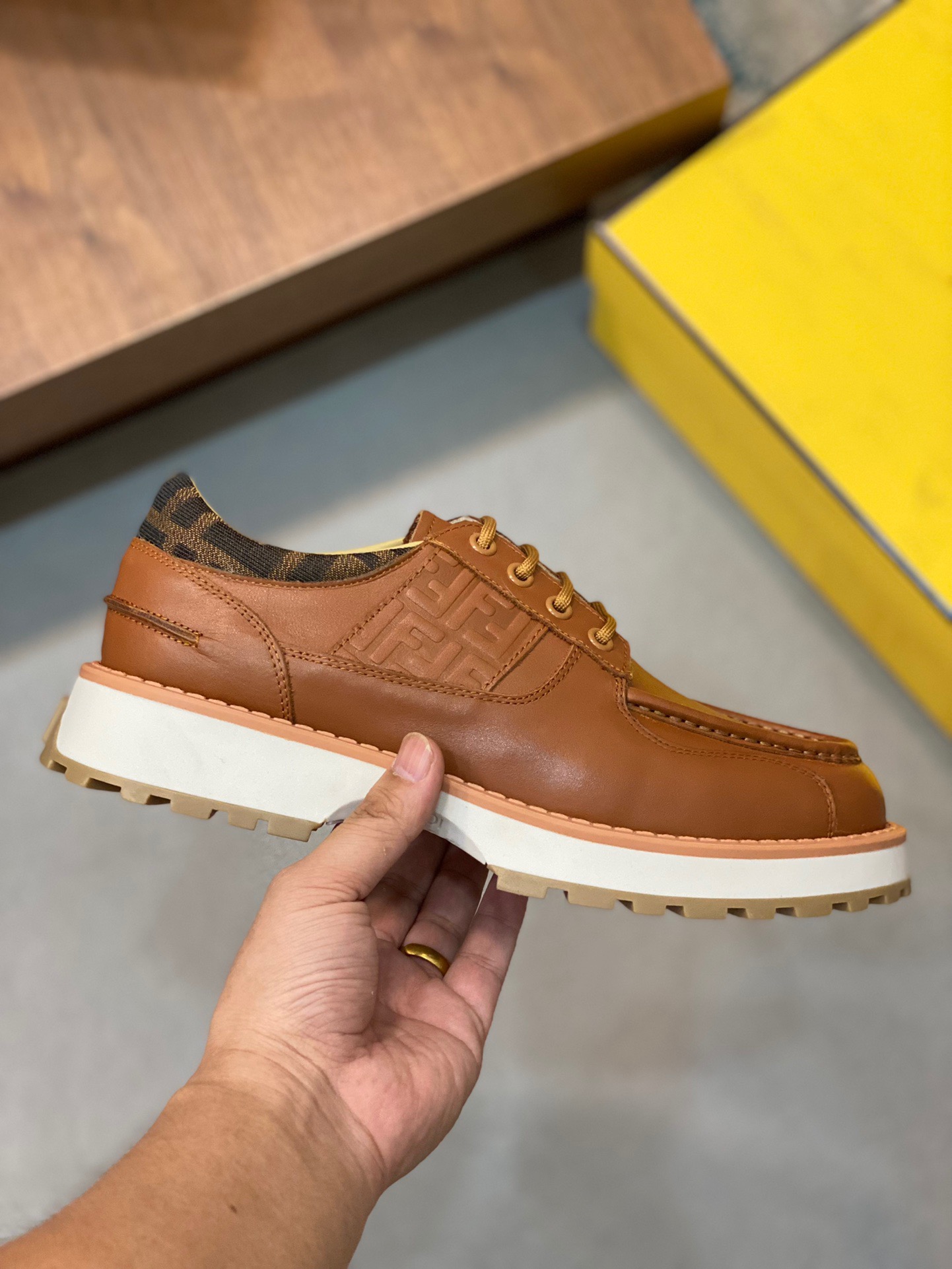 Men F*endi Top Sneaker