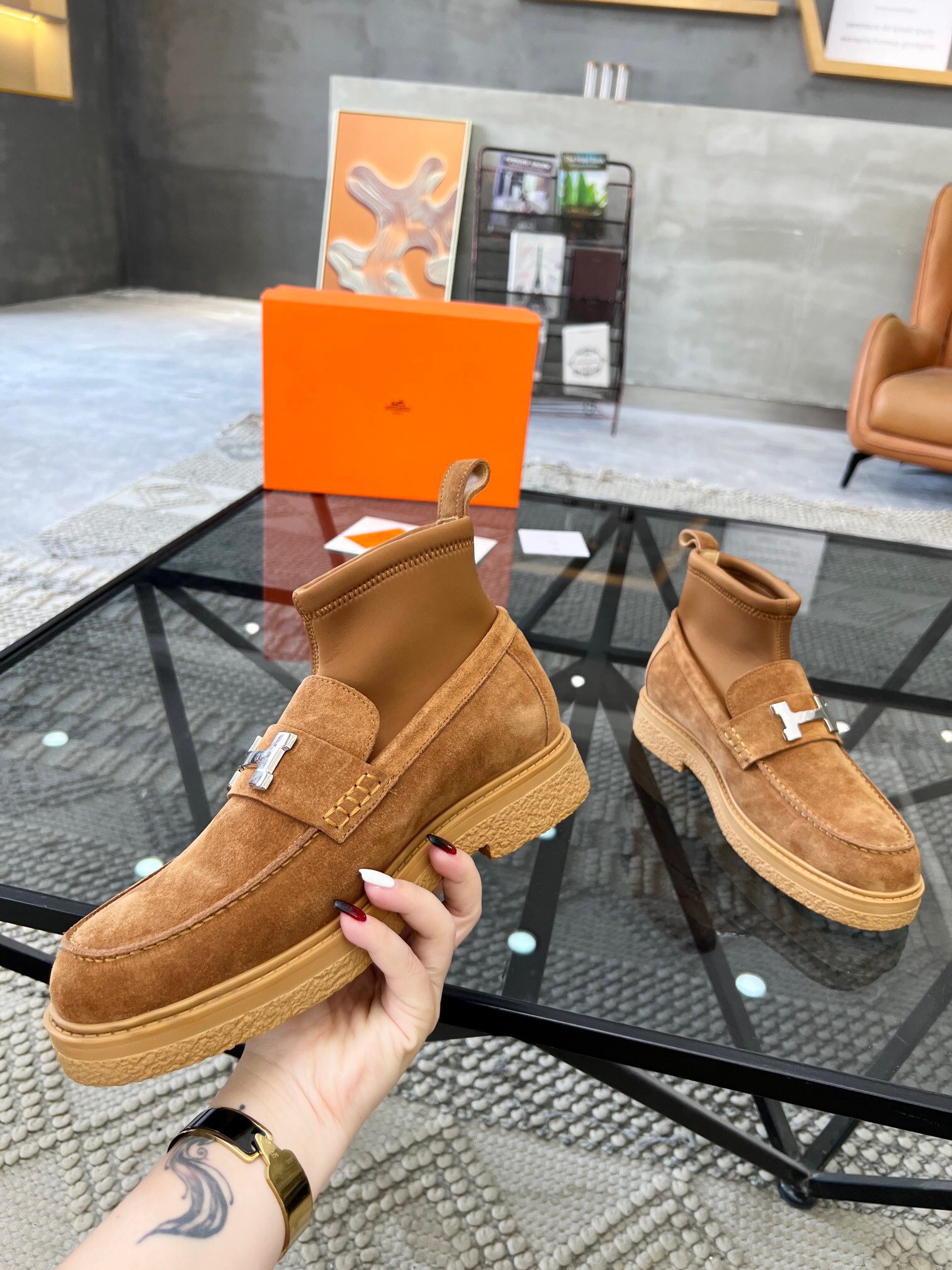 Men H*ermes Top Sneaker