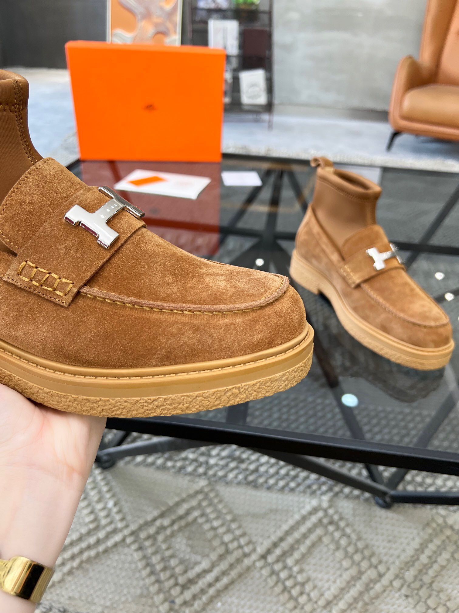 Men H*ermes Top Sneaker