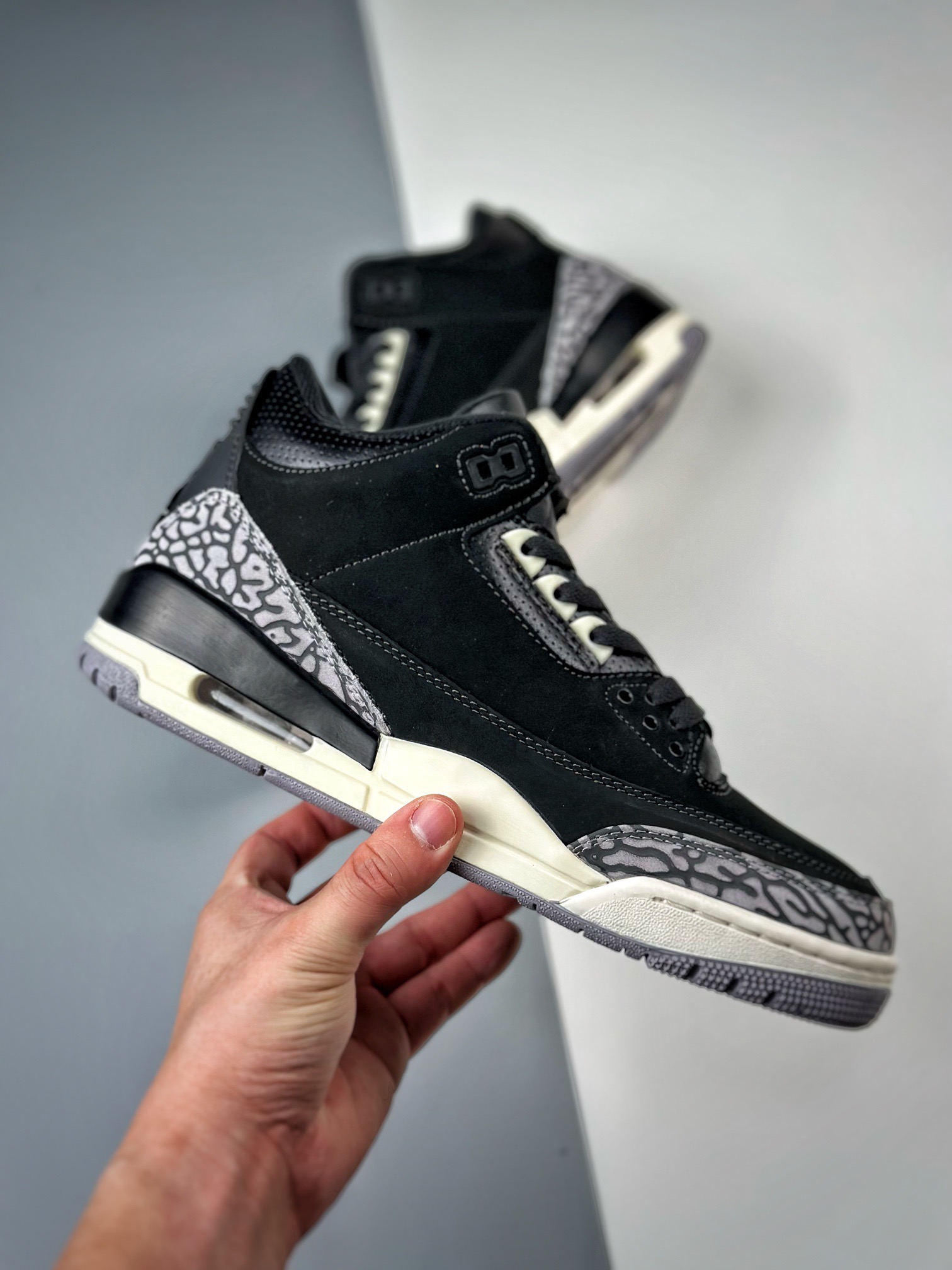 NIKE Air Jordan 3