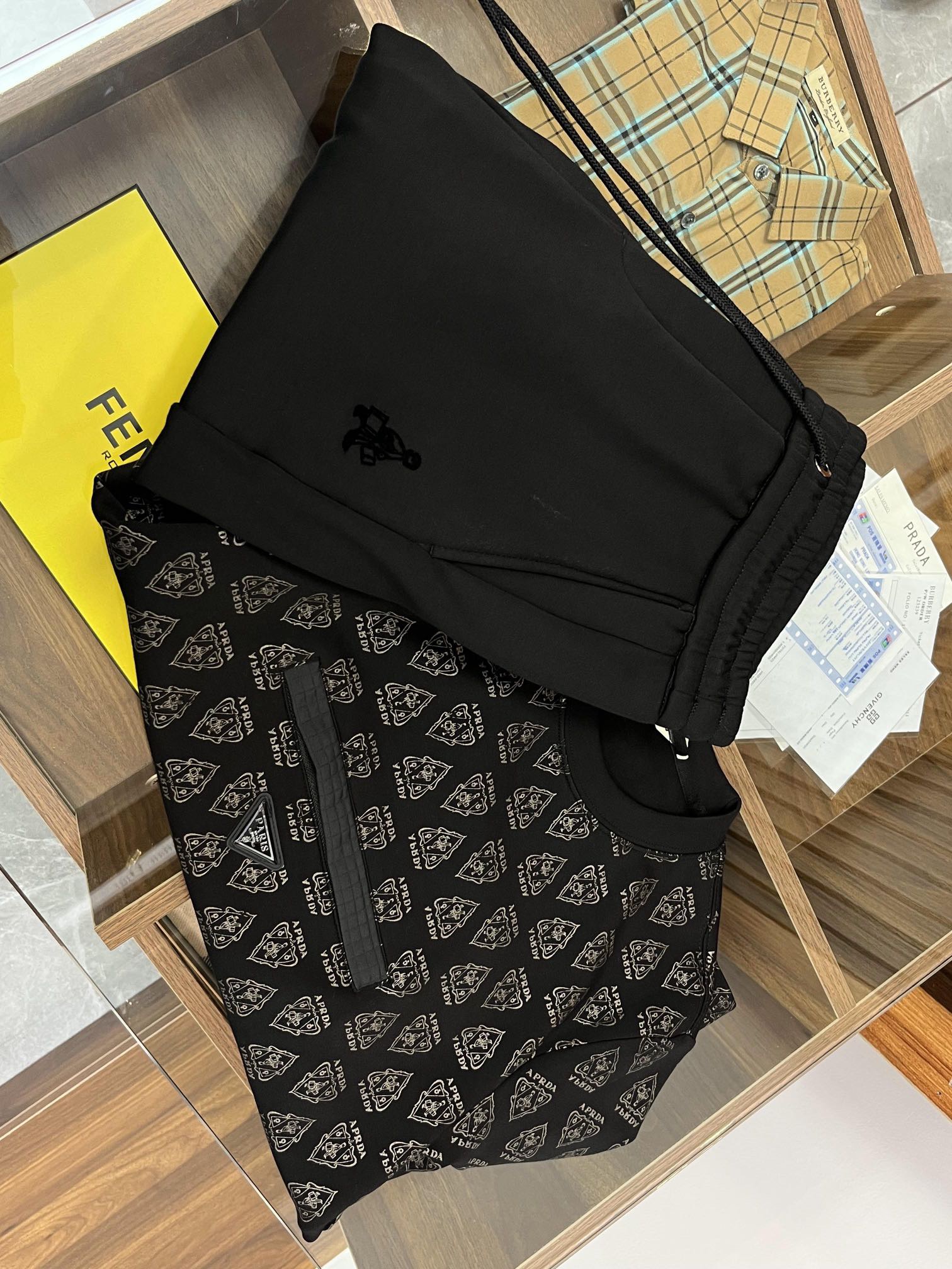 Men suits Top Quality