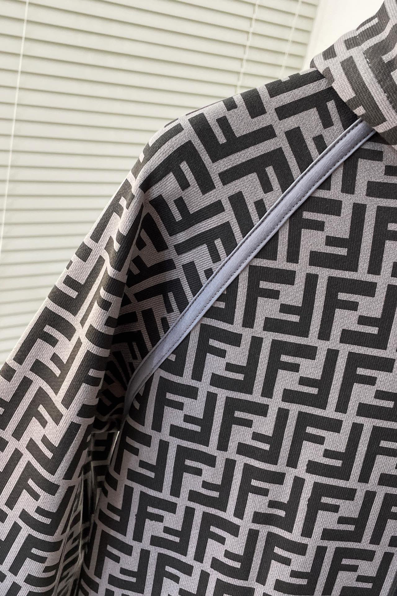 Men suits Top Quality