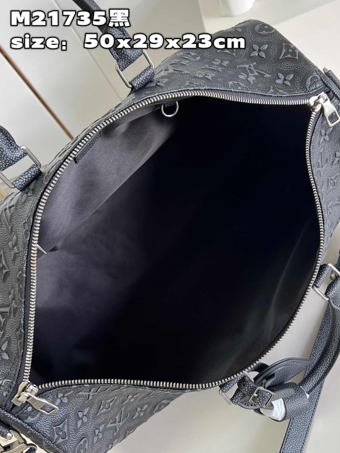 L*ouis V*uitton Top Bag m21375