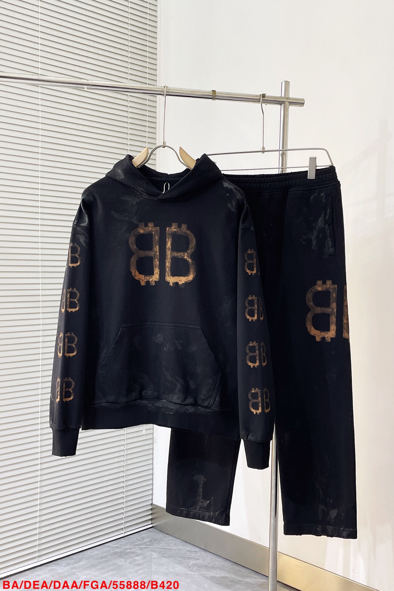 Men suits Top Quality