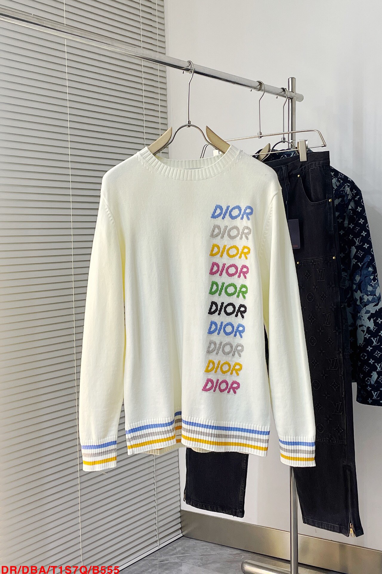Men Women Sweater Top Quality ()