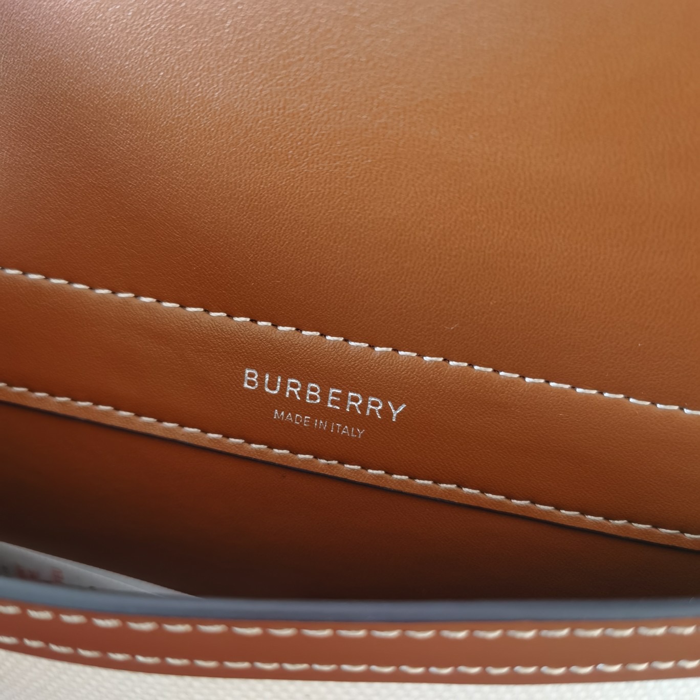 B*urberry Bag Top Quality