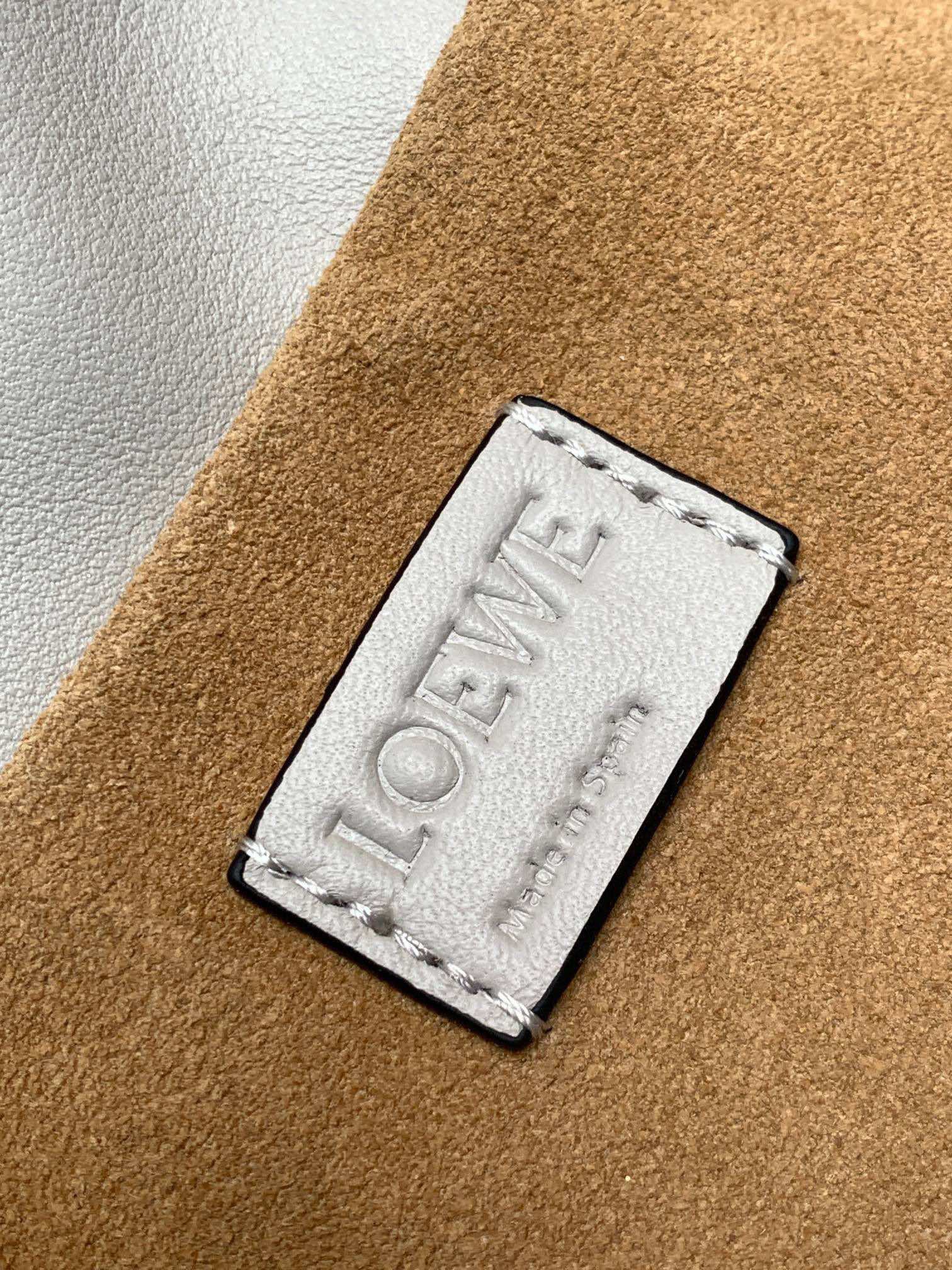 L*oewe Bag 9015 9036Top Quality