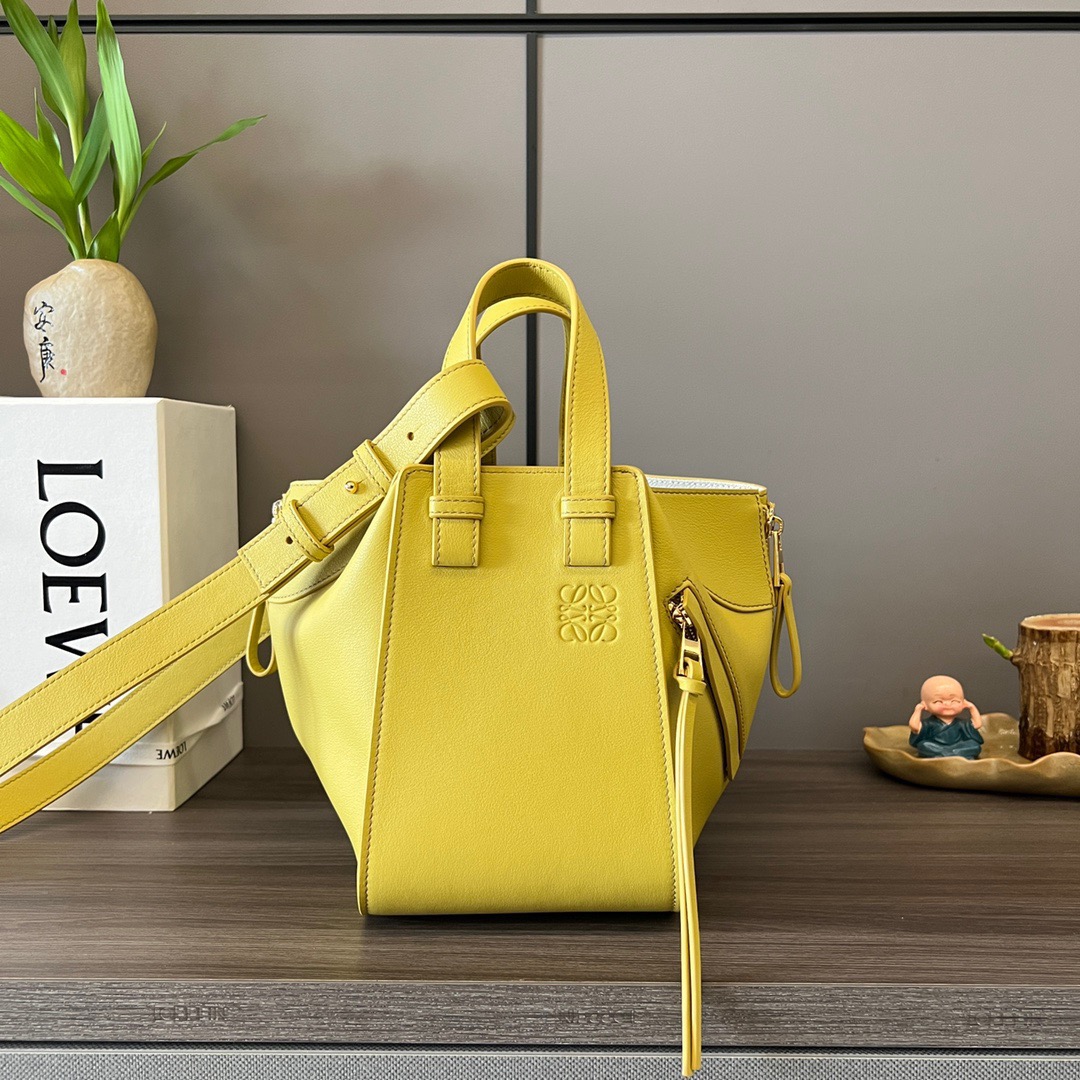 L*oewe Bag 652235 Top Quality