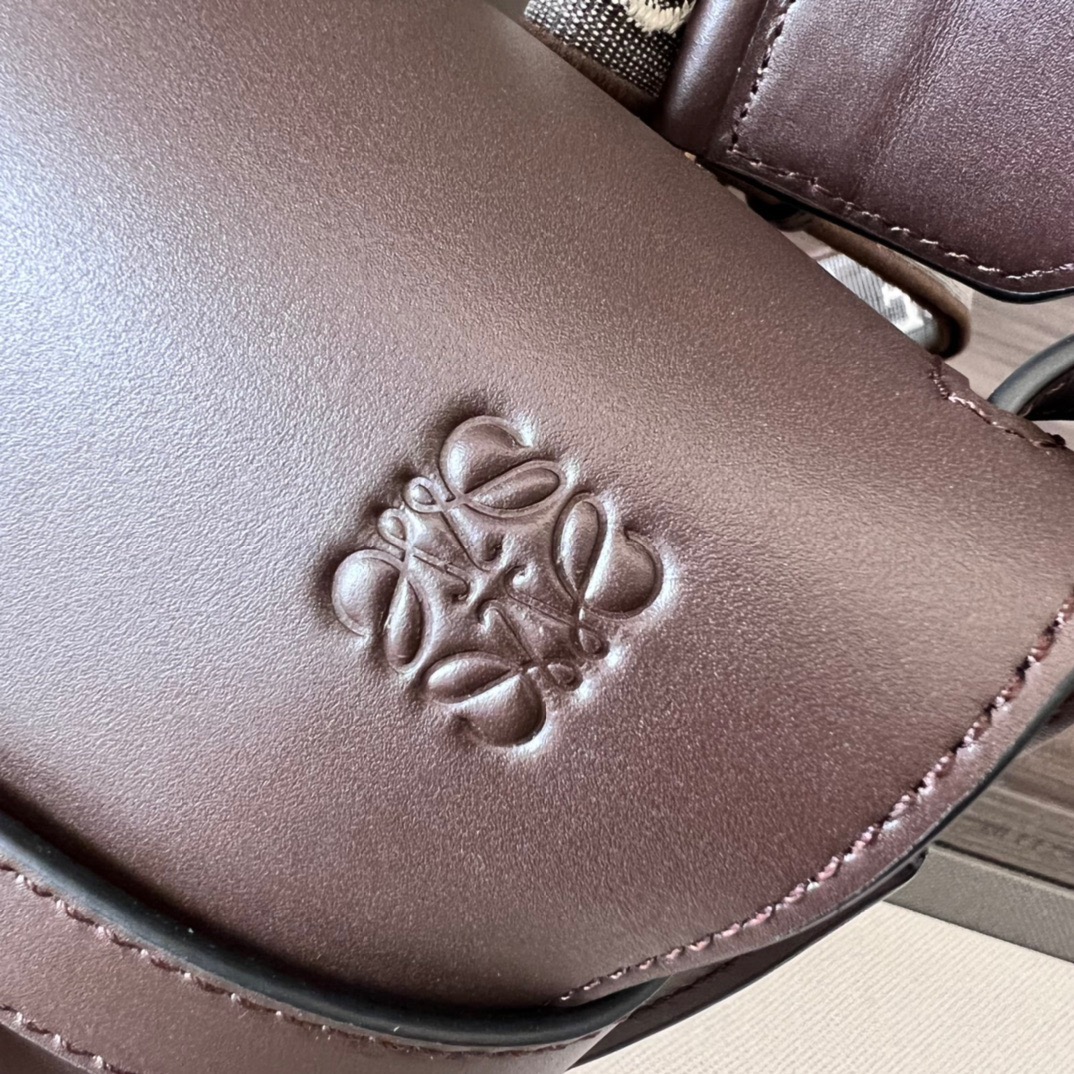 L*oewe Bag 011821 Top Quality