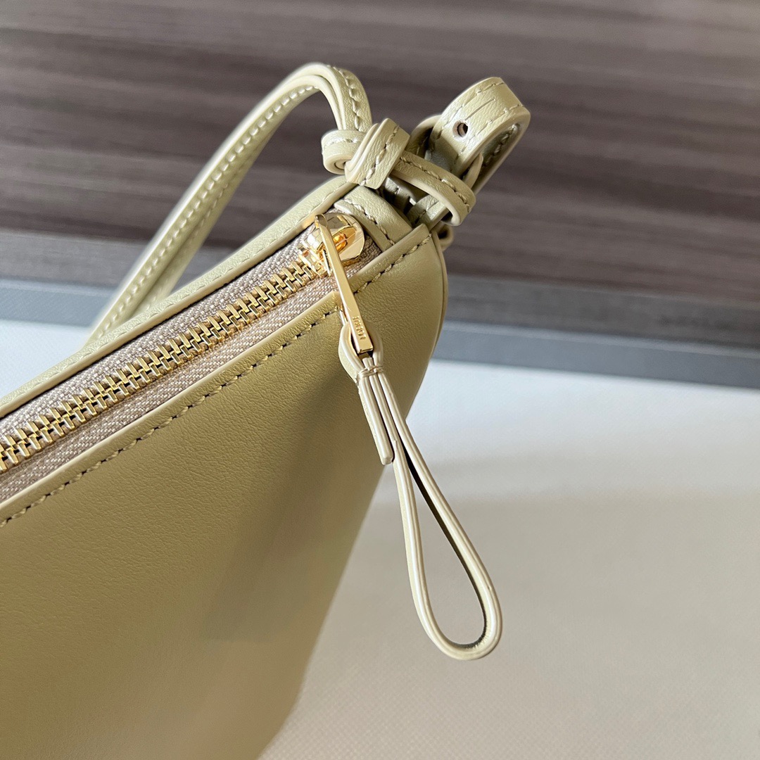 L*oewe Bag 262315 Top Quality