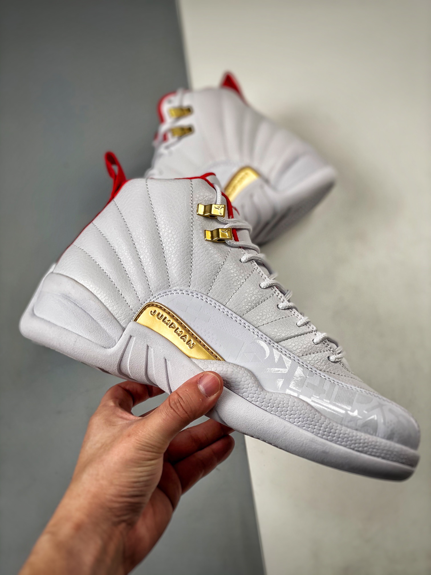 Air Jordan 12