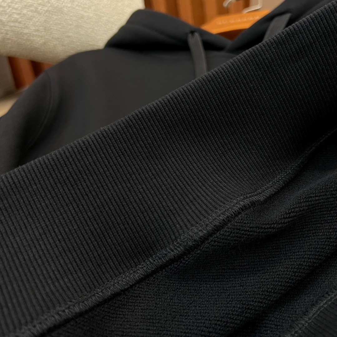 Men Women Sweater Top Quality ()