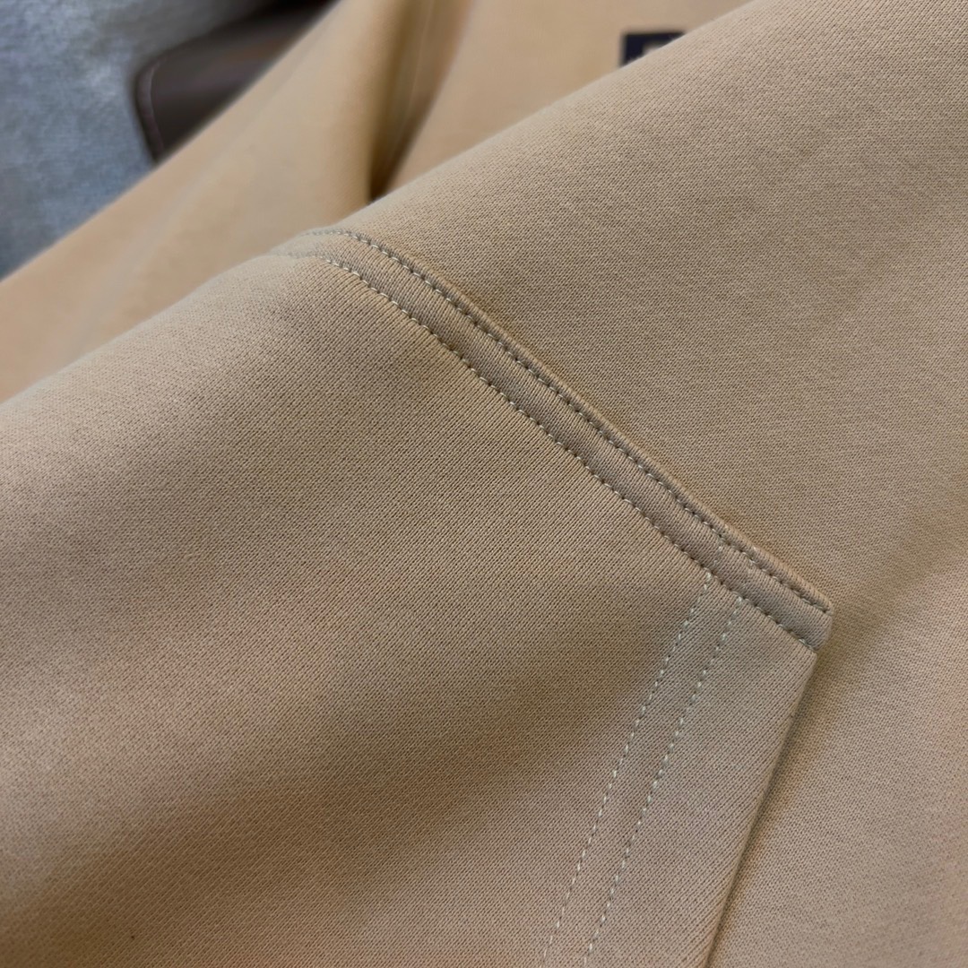 Men Women Sweater Top Quality ()