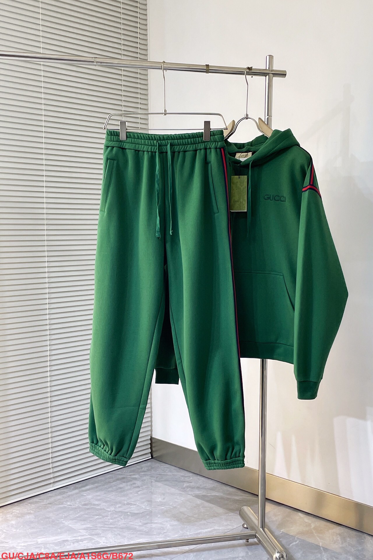 Men suits Top Quality