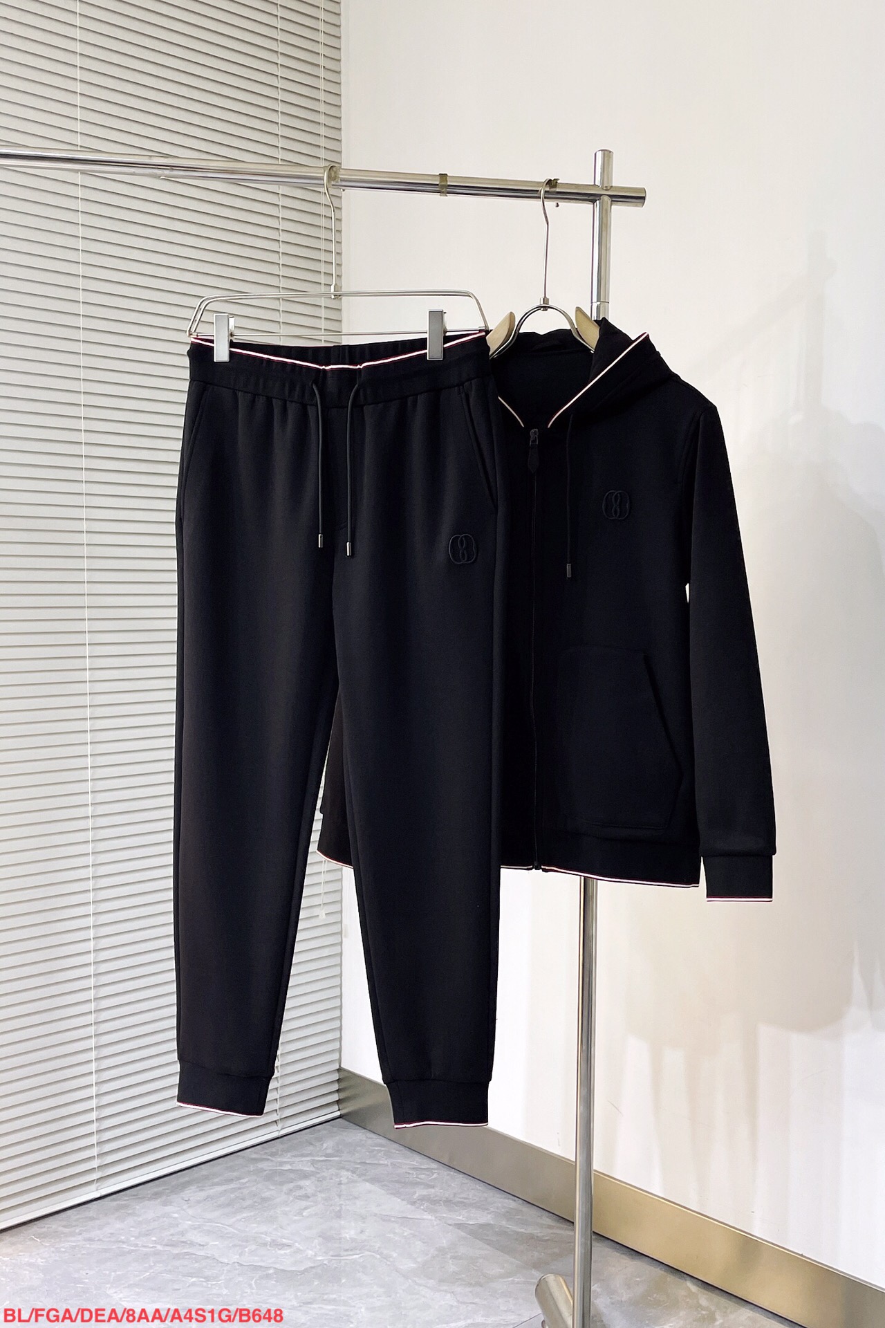 Men suits Top Quality